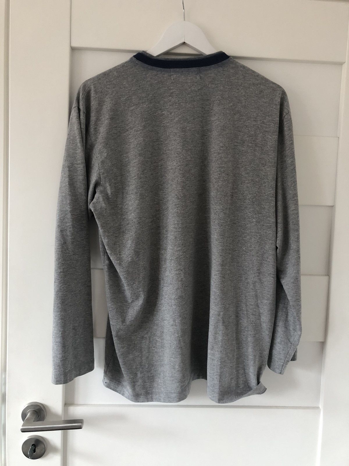 Oakley Vintage Oakley longsleeve central logo Size US M / EU 48-50 / 2 - 4 Thumbnail