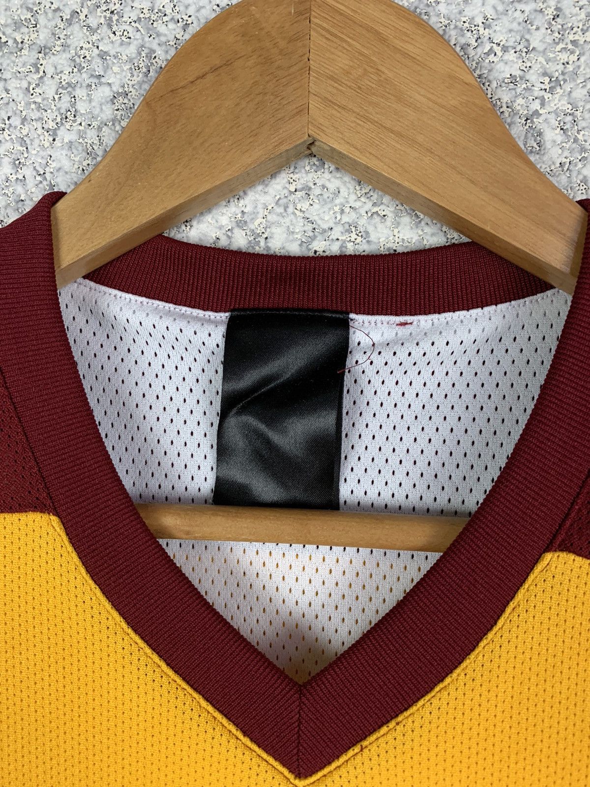 Adidas CLEVELAND CAVALIERS NBA TRAINING ADIDAS JERSEY size S Size US S / EU 44-46 / 1 - 5 Thumbnail
