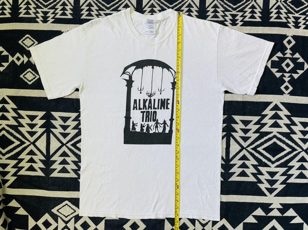 Band Tees Vintage Y2k Alkaline Trio Band Tees Size US M / EU 48-50 / 2 - 7 Thumbnail