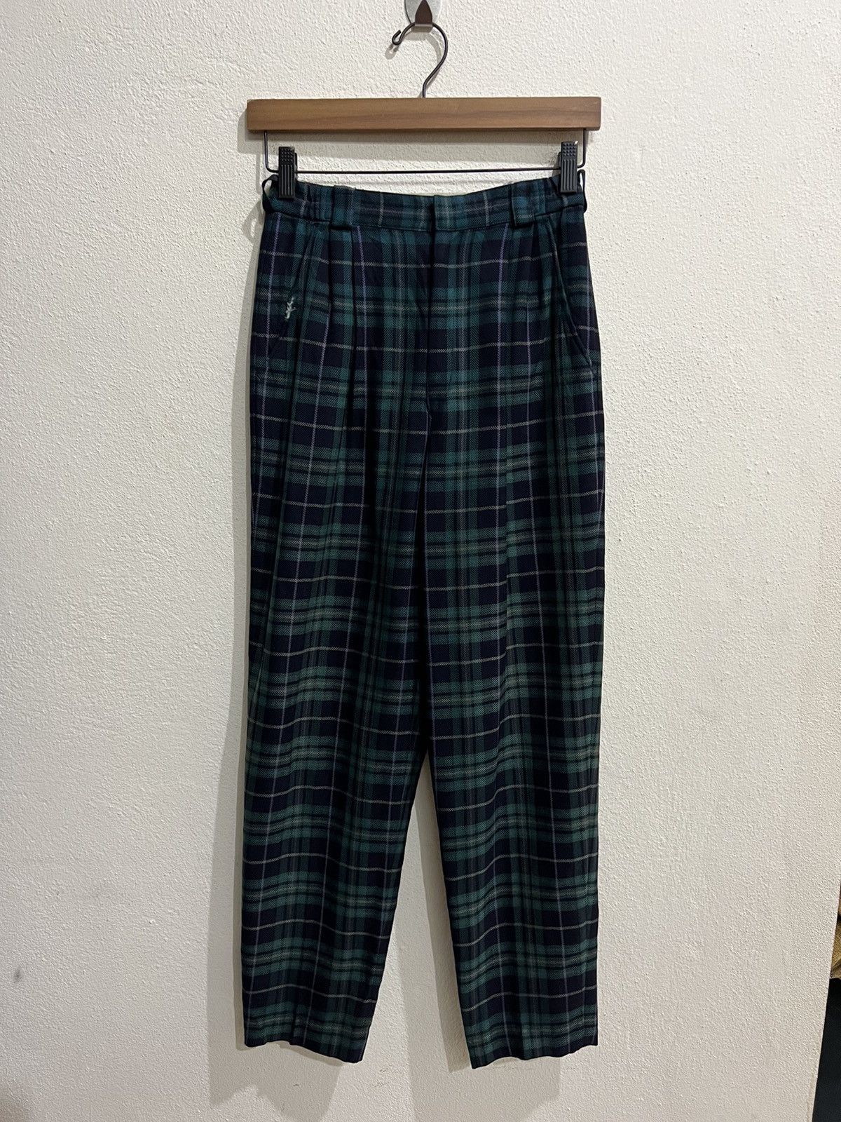 Burberry Vintage Burberry’s Plaid Tartan Wool Pant Size 26" / US 2 / IT 38 - 2 Thumbnail