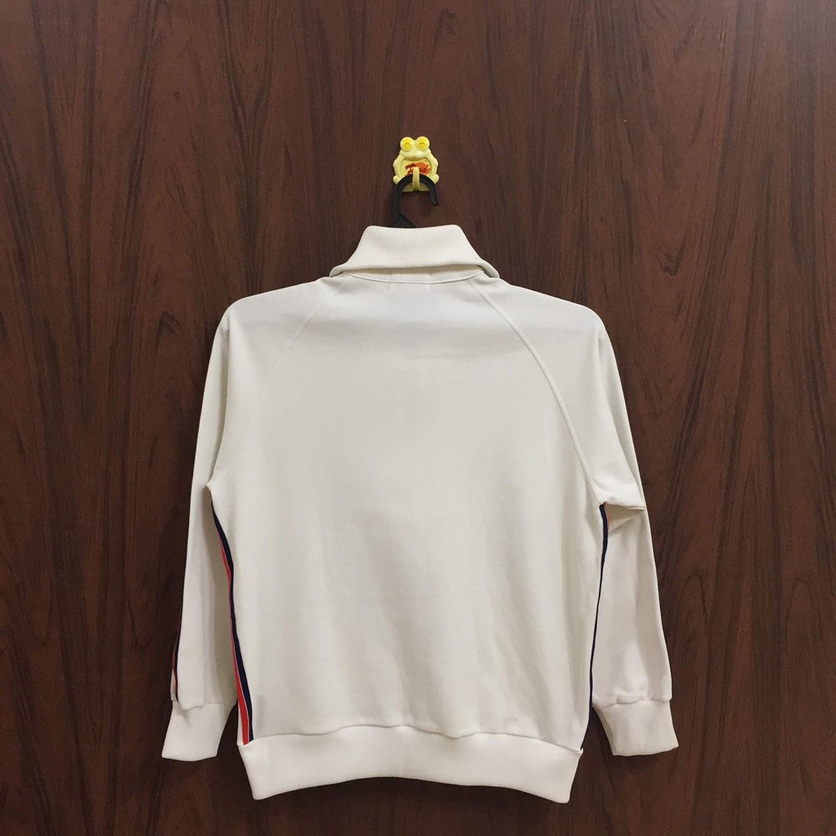 Fred Perry Vintage Fred Perry sweatshirt small logo stripe L fit M Size US M / EU 48-50 / 2 - 10 Thumbnail