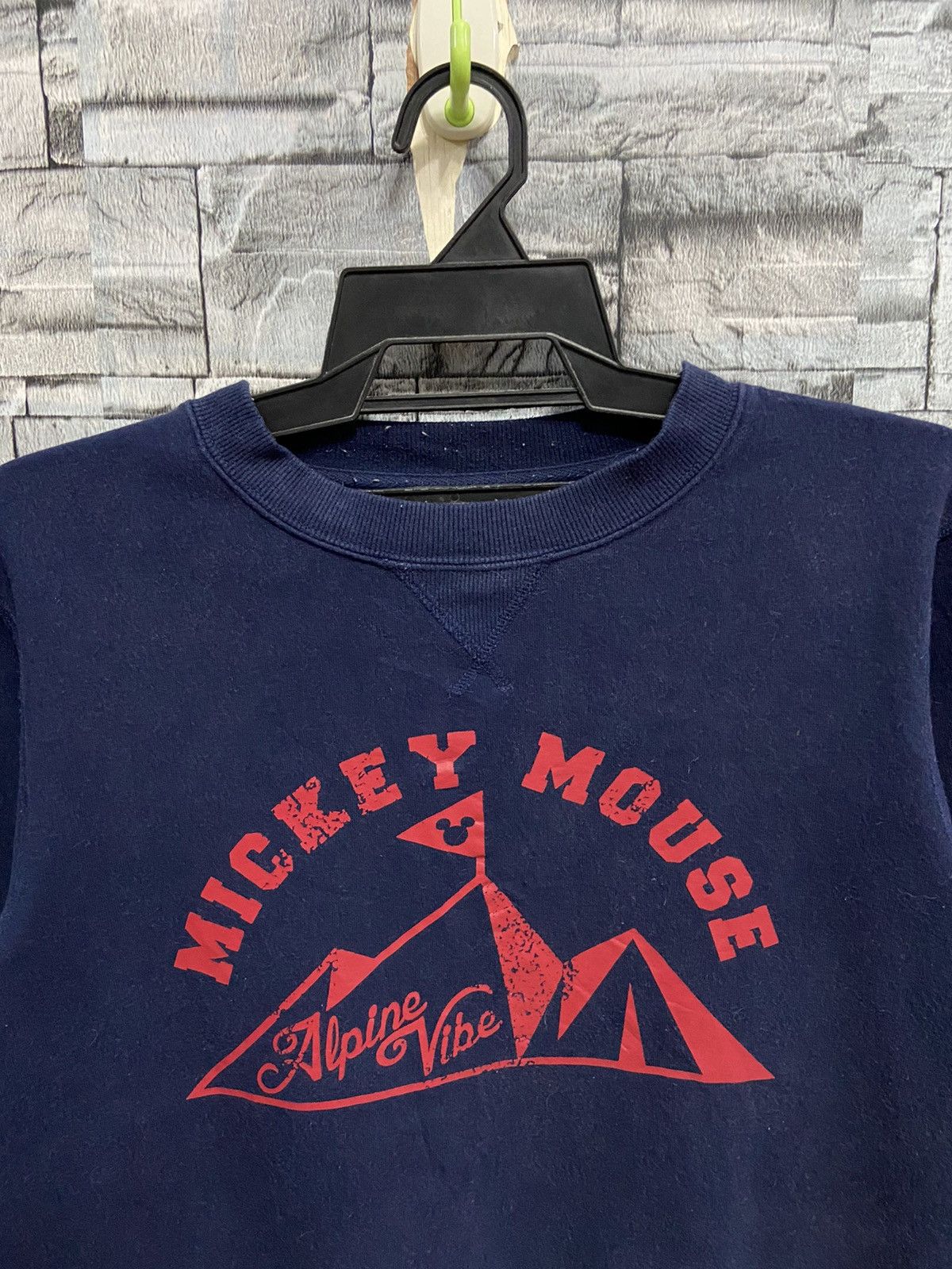 Disney Mickey Mouse sweatshirt big logo Alpine Vabe Size US M / EU 48-50 / 2 - 2 Thumbnail