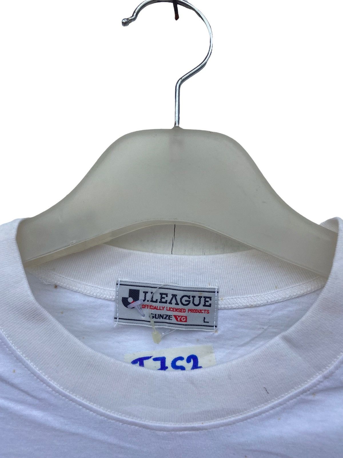 Japanese Brand Vintage J League 1992 Sanfrecce Tees Size US L / EU 52-54 / 3 - 3 Thumbnail
