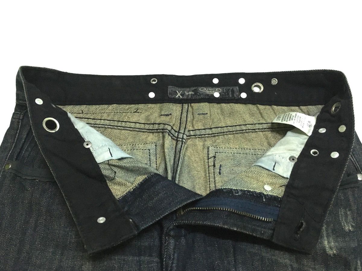 If Six Was Nine × Japanese Brand × Le Grande Bleu (L.G.B.) Rare Design Vintage Brand X Team Distressed Jeans 2000s Size US 30 / EU 46 - 7 Thumbnail