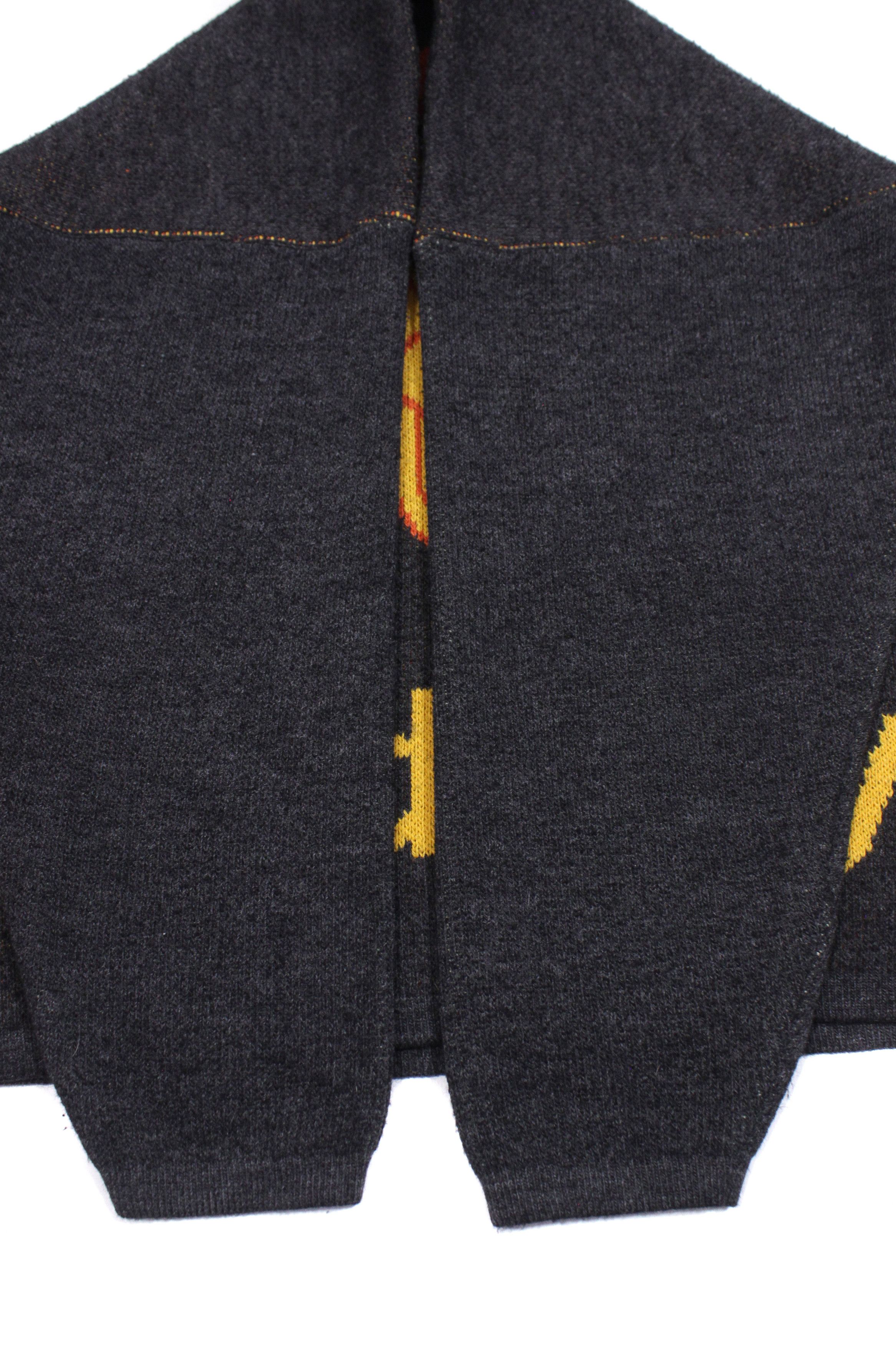 Disney Pluto Big Logo Embroidered Knit 90s Size US M / EU 48-50 / 2 - 6 Thumbnail