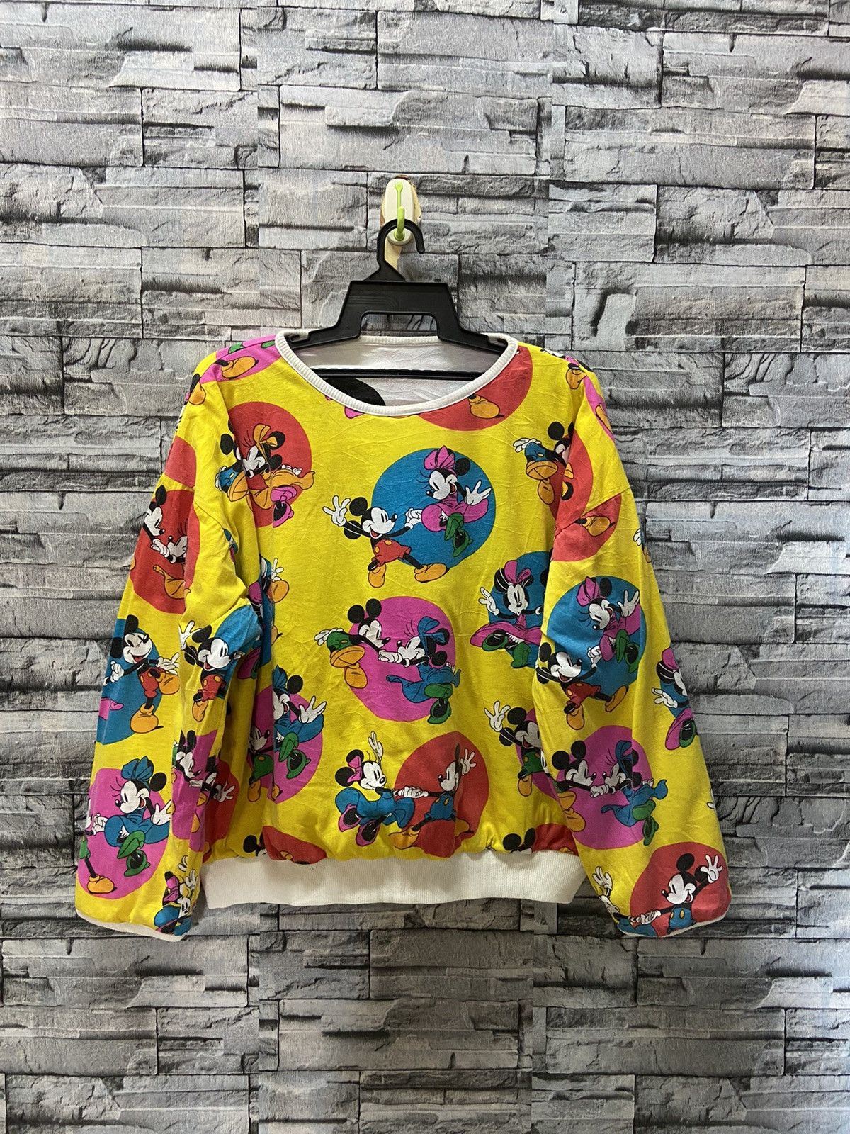 Mickey Mouse Vintage Mickey Mouse Minnie Mouse sweatshirt fit XL Size US XL / EU 56 / 4 - 1 Thumbnail