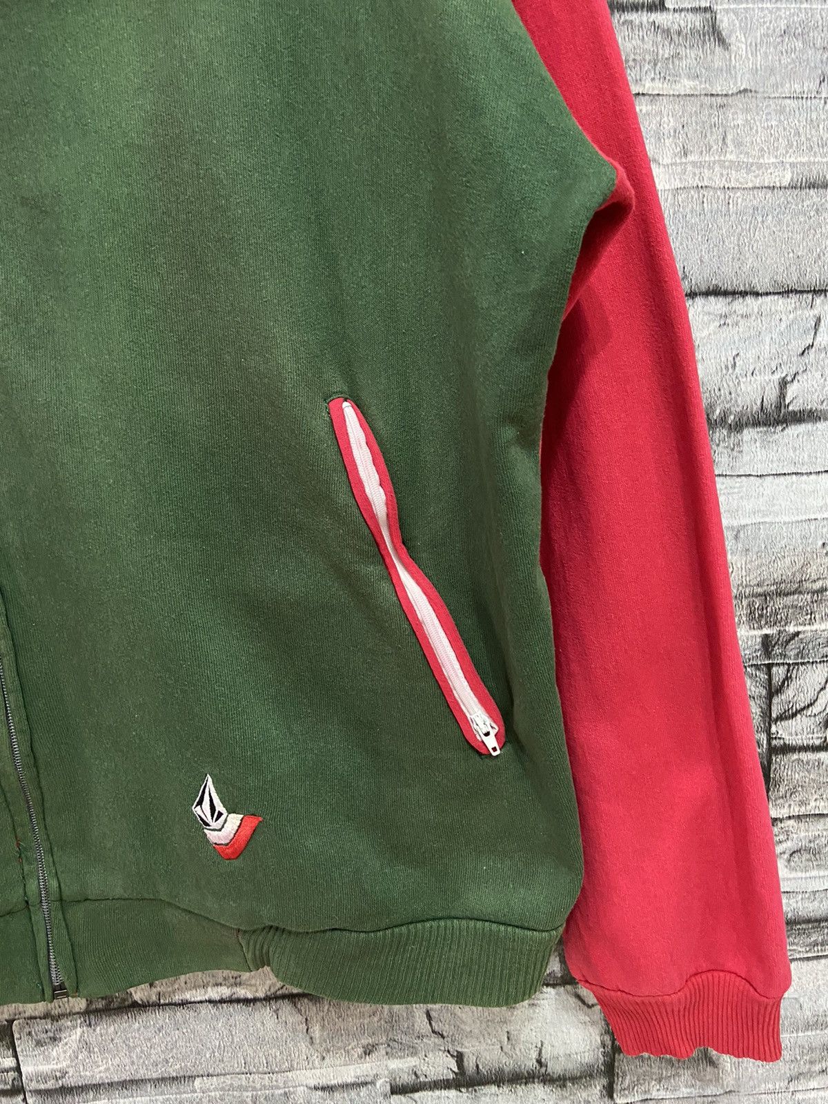 Vintage Vintage Volcom Usa Skateboard sweatshirt stripe S fit L Size US L / EU 52-54 / 3 - 6 Thumbnail