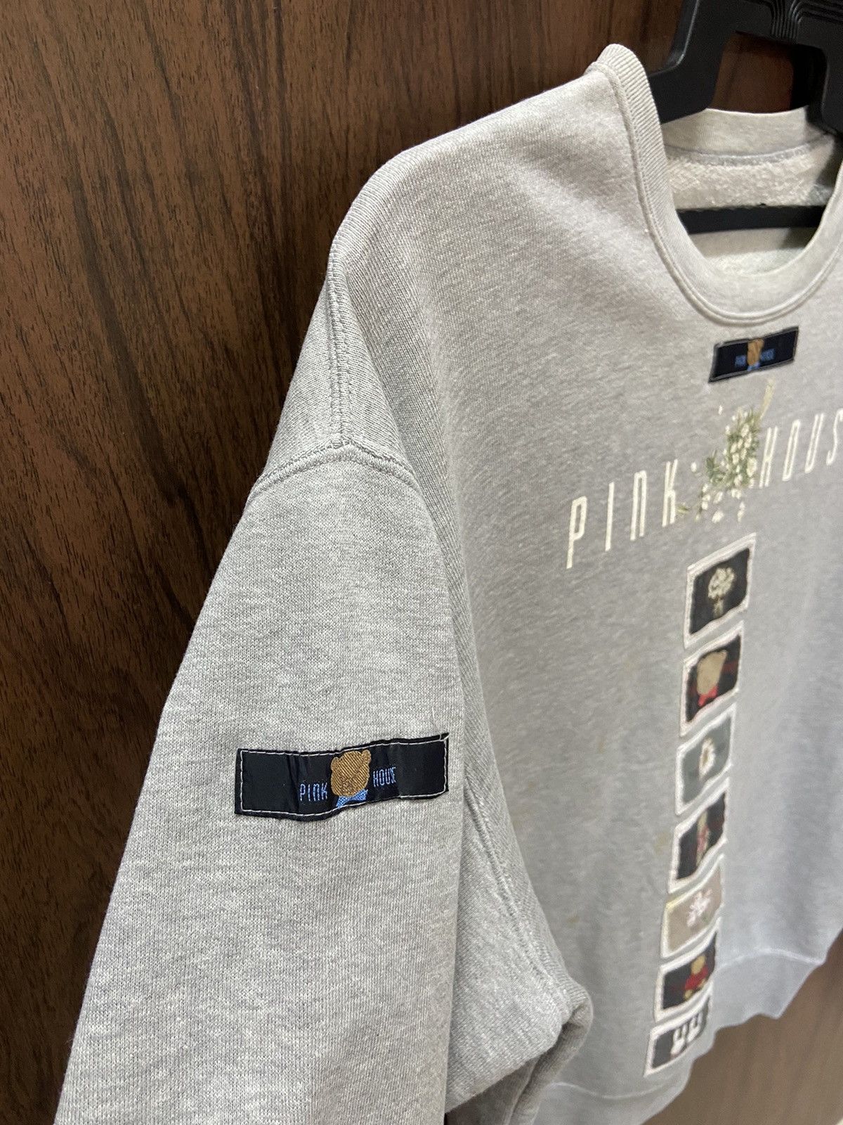 Japanese Brand Vintage Pink House sweatshirt patchers design Size US L / EU 52-54 / 3 - 5 Thumbnail