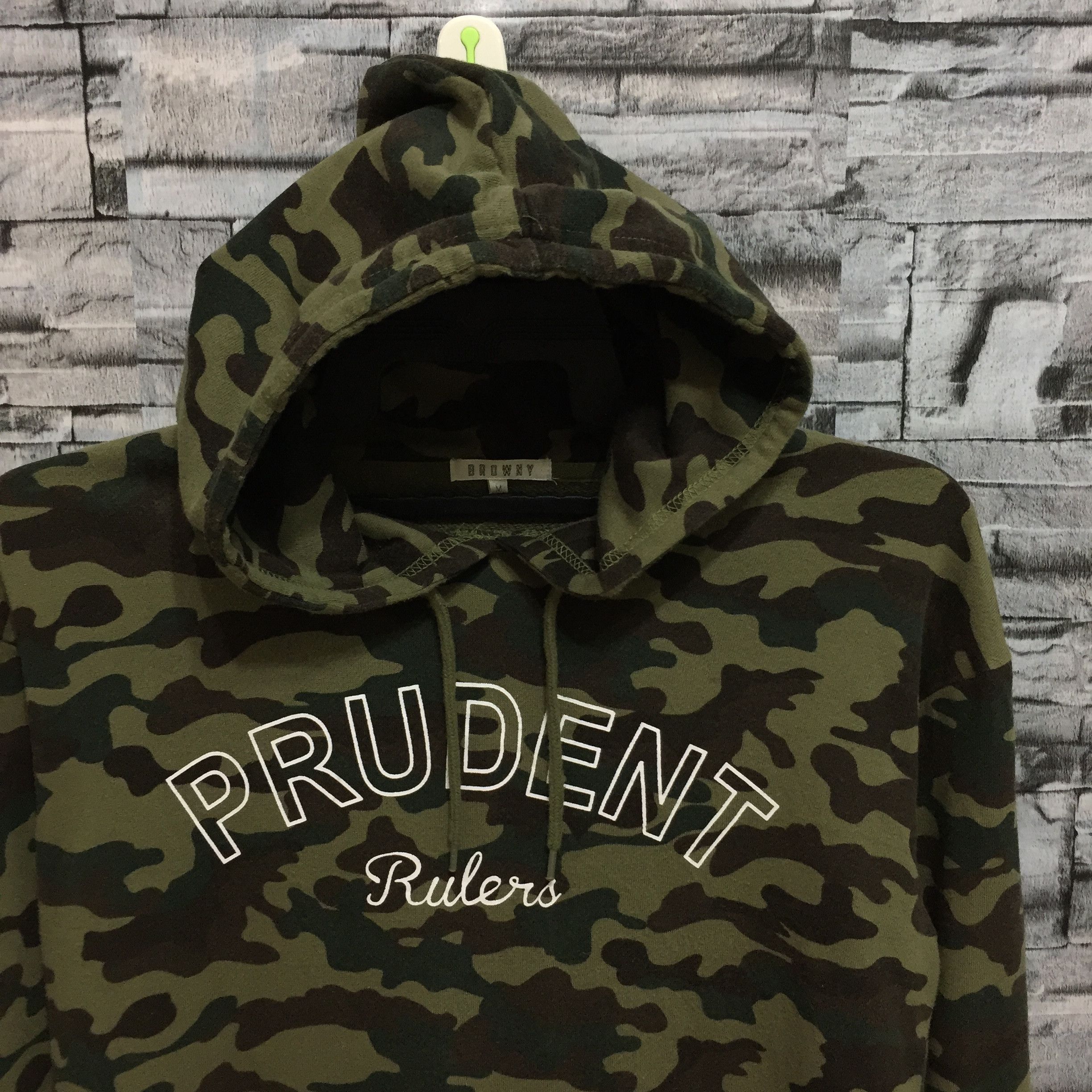 Japanese Brand Browny hoodie camouflage spellout Prudent Rulers size M Size US M / EU 48-50 / 2 - 3 Thumbnail