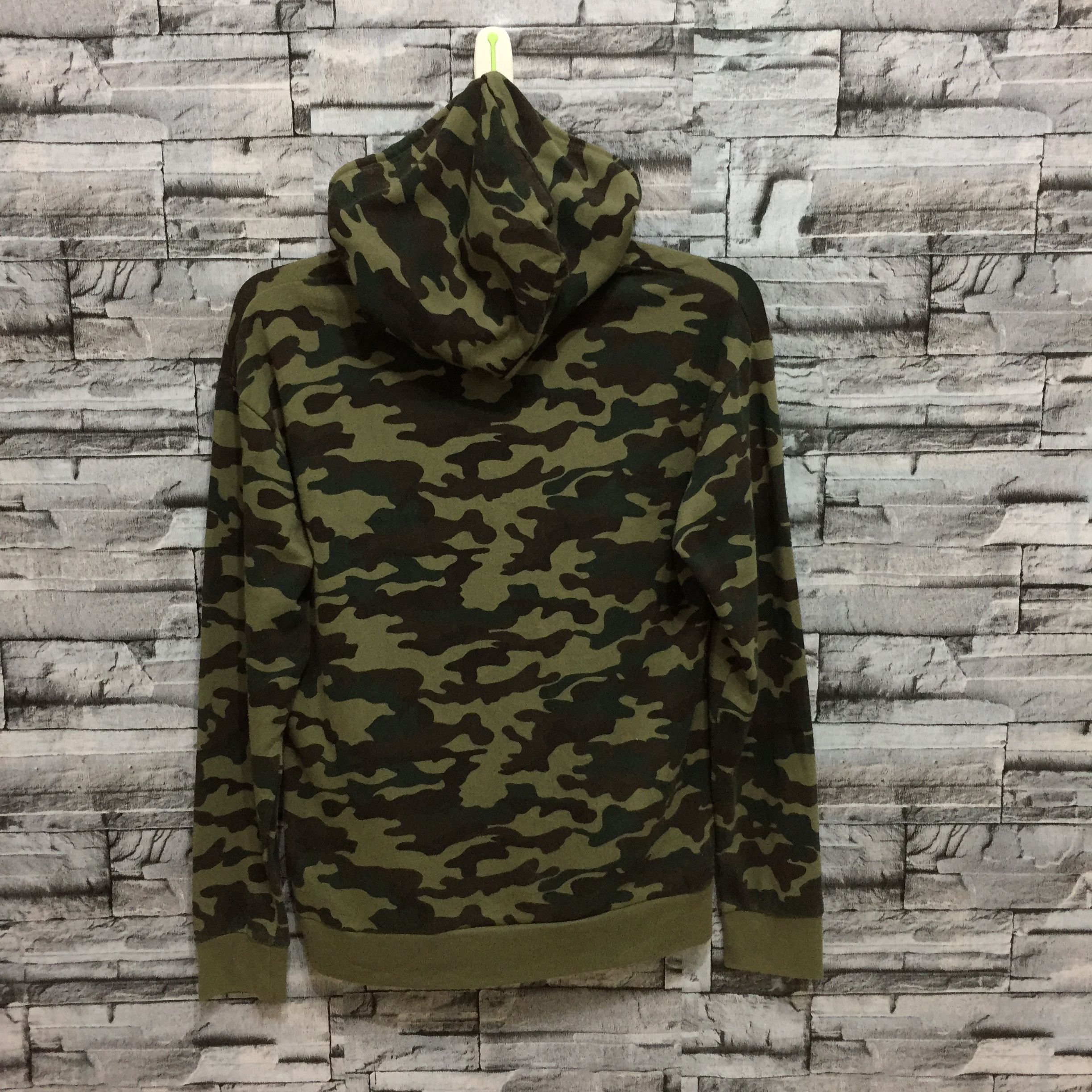 Japanese Brand Browny hoodie camouflage spellout Prudent Rulers size M Size US M / EU 48-50 / 2 - 7 Thumbnail