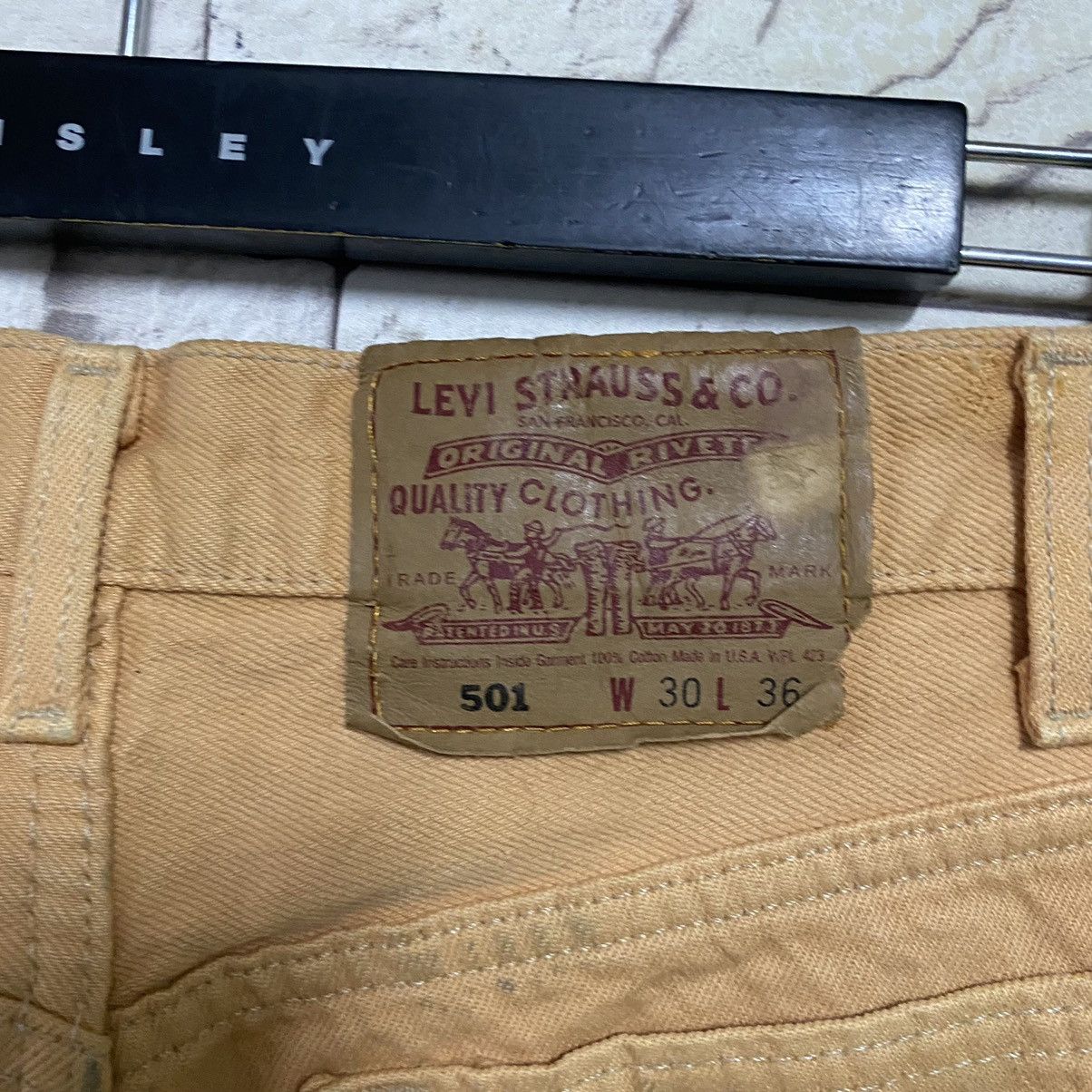 Levi's Vintage 90s Levis 501 Mustard Jeans 29x30 Made in USA Size US 29 - 14 Thumbnail