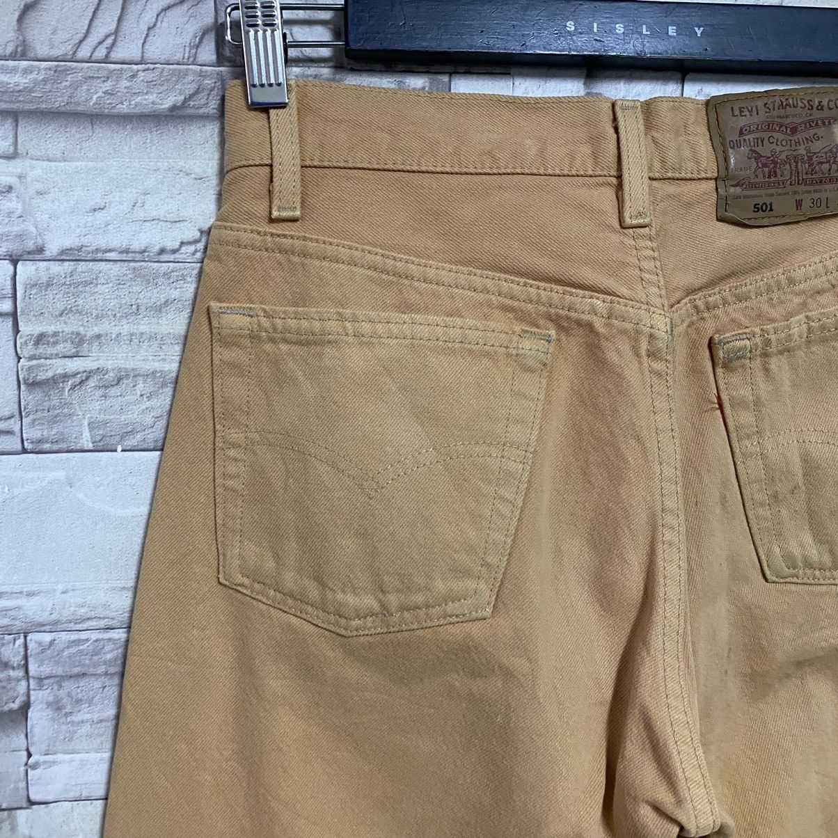 Levi's Vintage 90s Levis 501 Mustard Jeans 29x30 Made in USA Size US 29 - 13 Thumbnail
