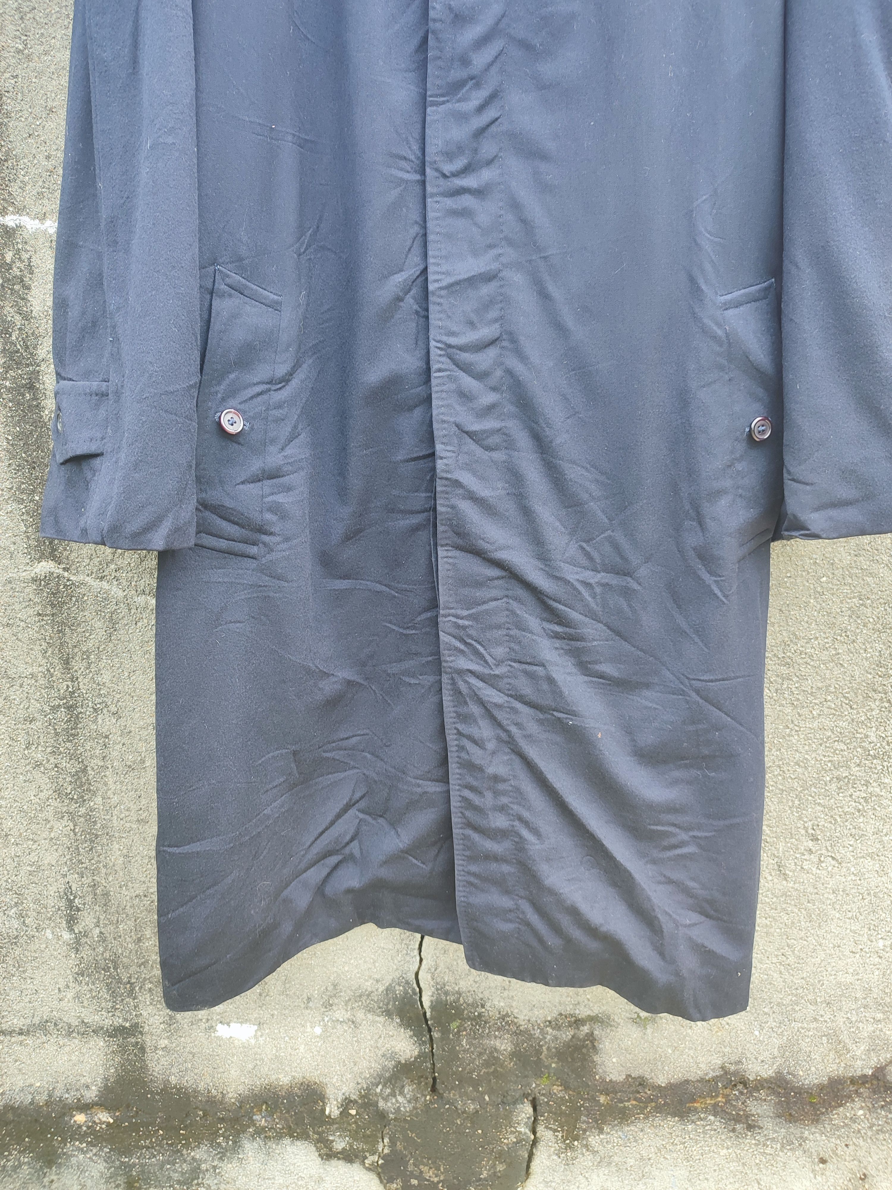 Burberry Vintage Burberry’s Wool & Cashmere Coat Made in England Size US L / EU 52-54 / 3 - 10 Thumbnail