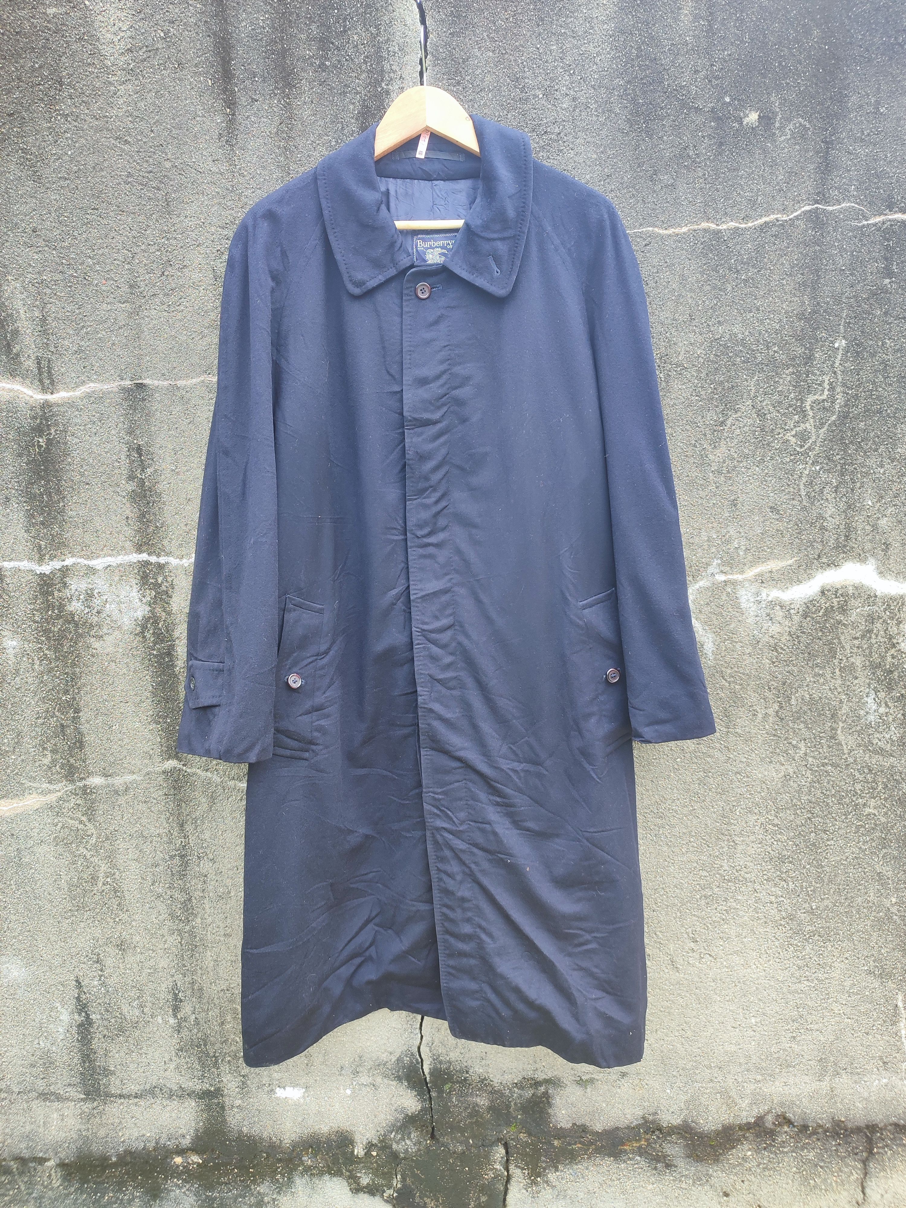 Burberry Vintage Burberry’s Wool & Cashmere Coat Made in England Size US L / EU 52-54 / 3 - 1 Thumbnail