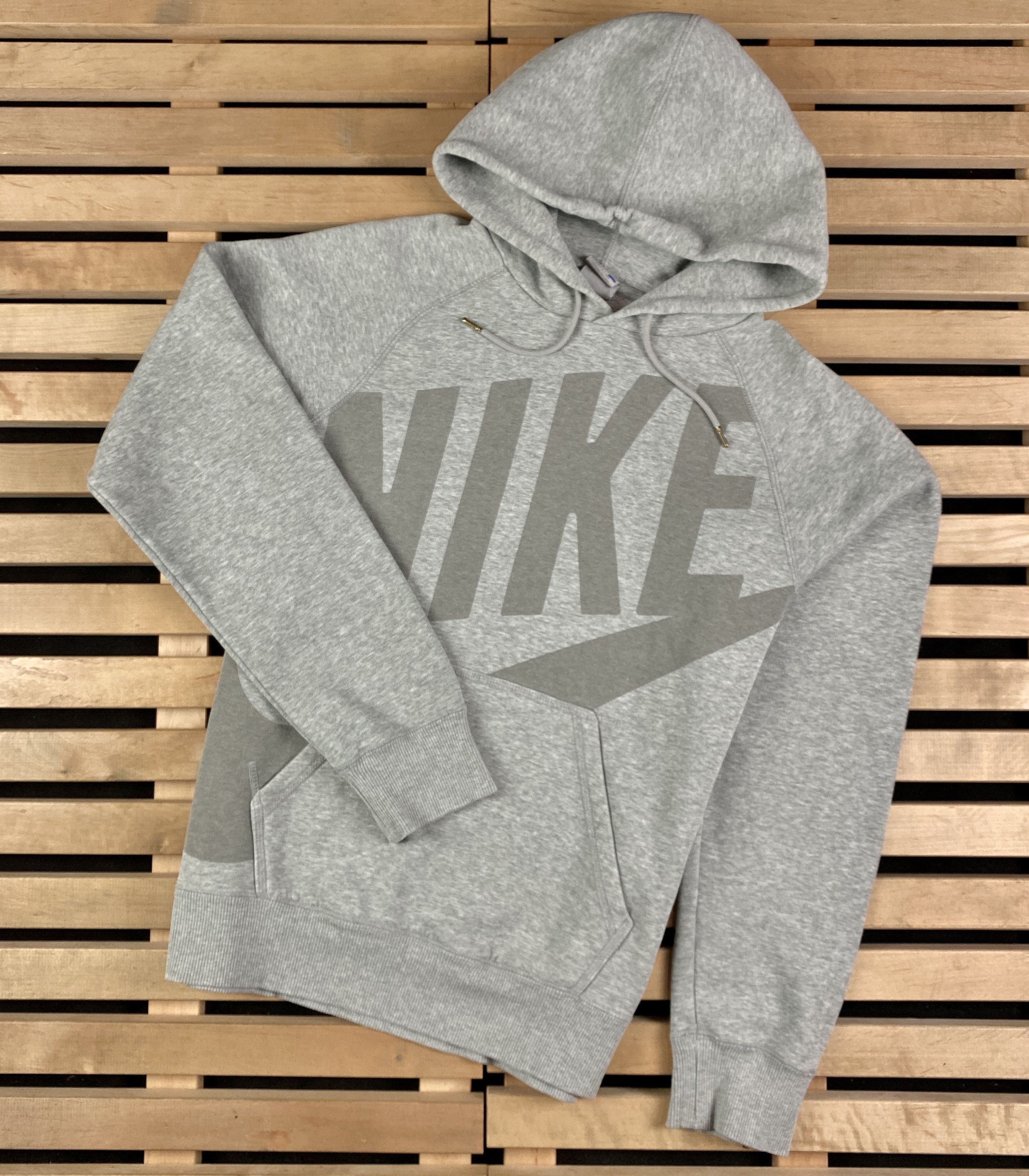 Nike × Vintage Men’s Hoodie Nike Vintage Big Logo Size S Size US S / EU 44-46 / 1 - 1 Thumbnail