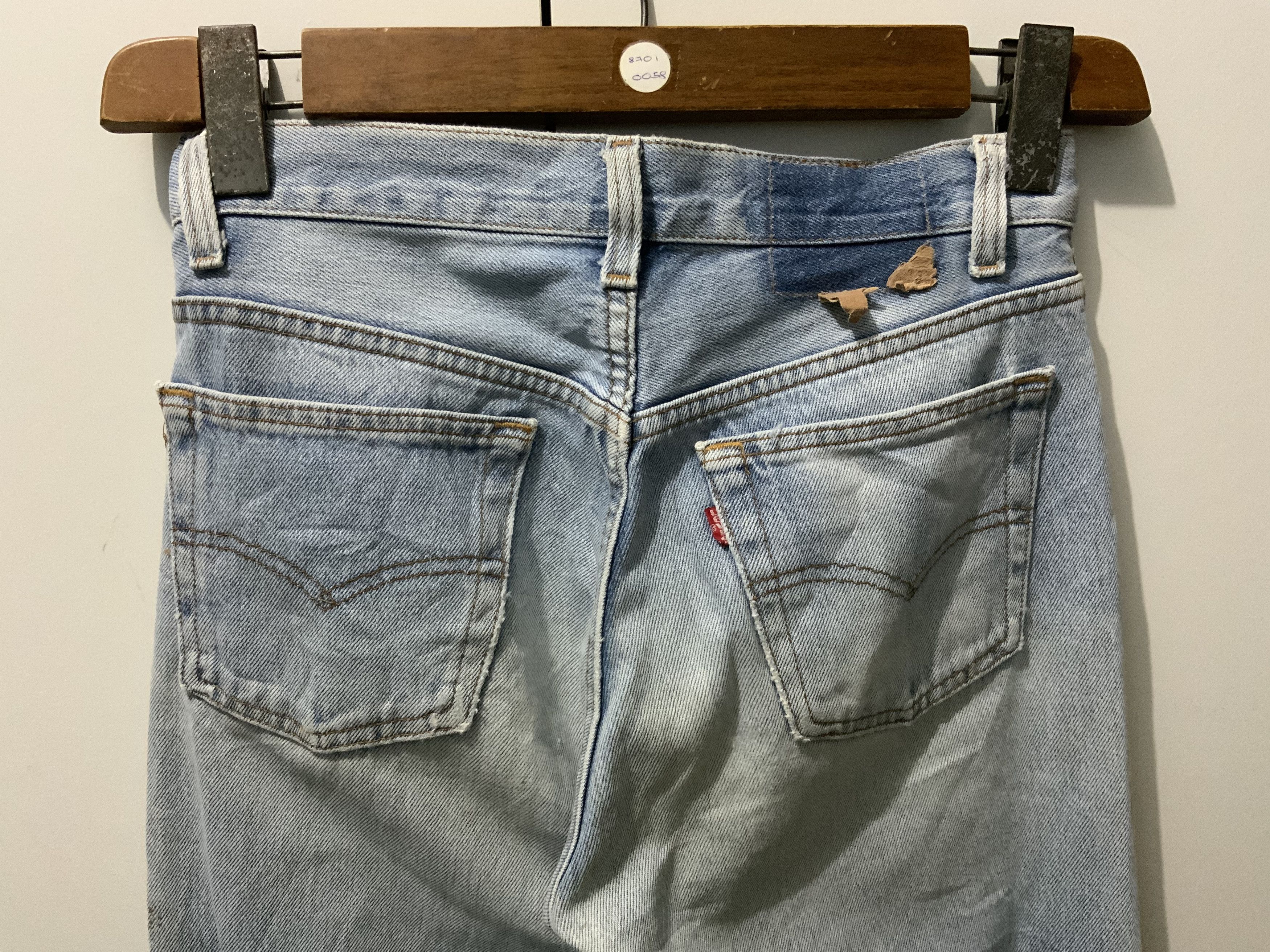 Levi's Vintage Clothing Thrashed Levi’s 552 Made in USA Denim Light Wash Jeans Size US 31 - 8 Thumbnail