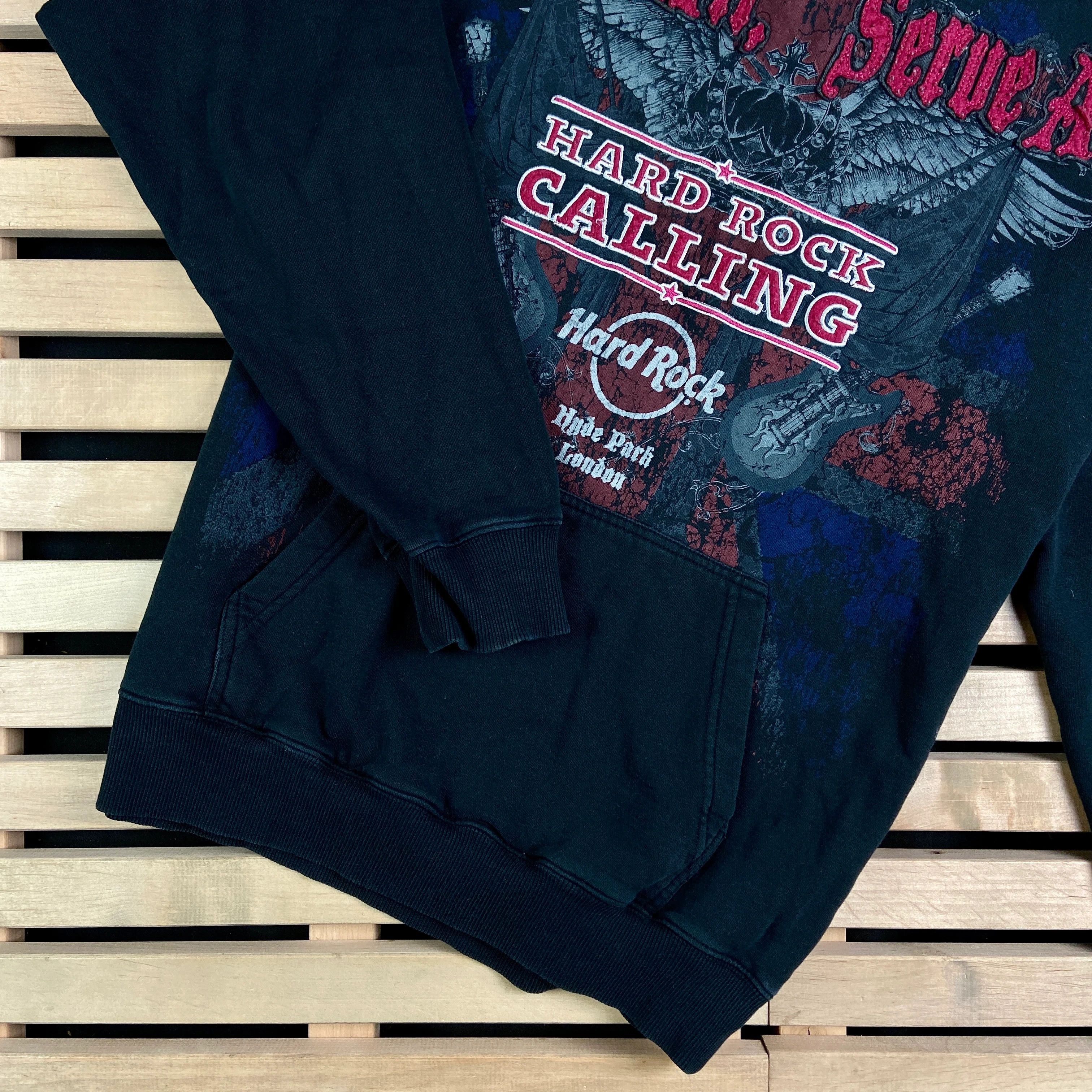 Band Tees × Hard Rock Cafe × Vintage Hoodies Vintage Hard Rock Cafe Love All Serue London Size M Size US M / EU 48-50 / 2 - 3 Thumbnail