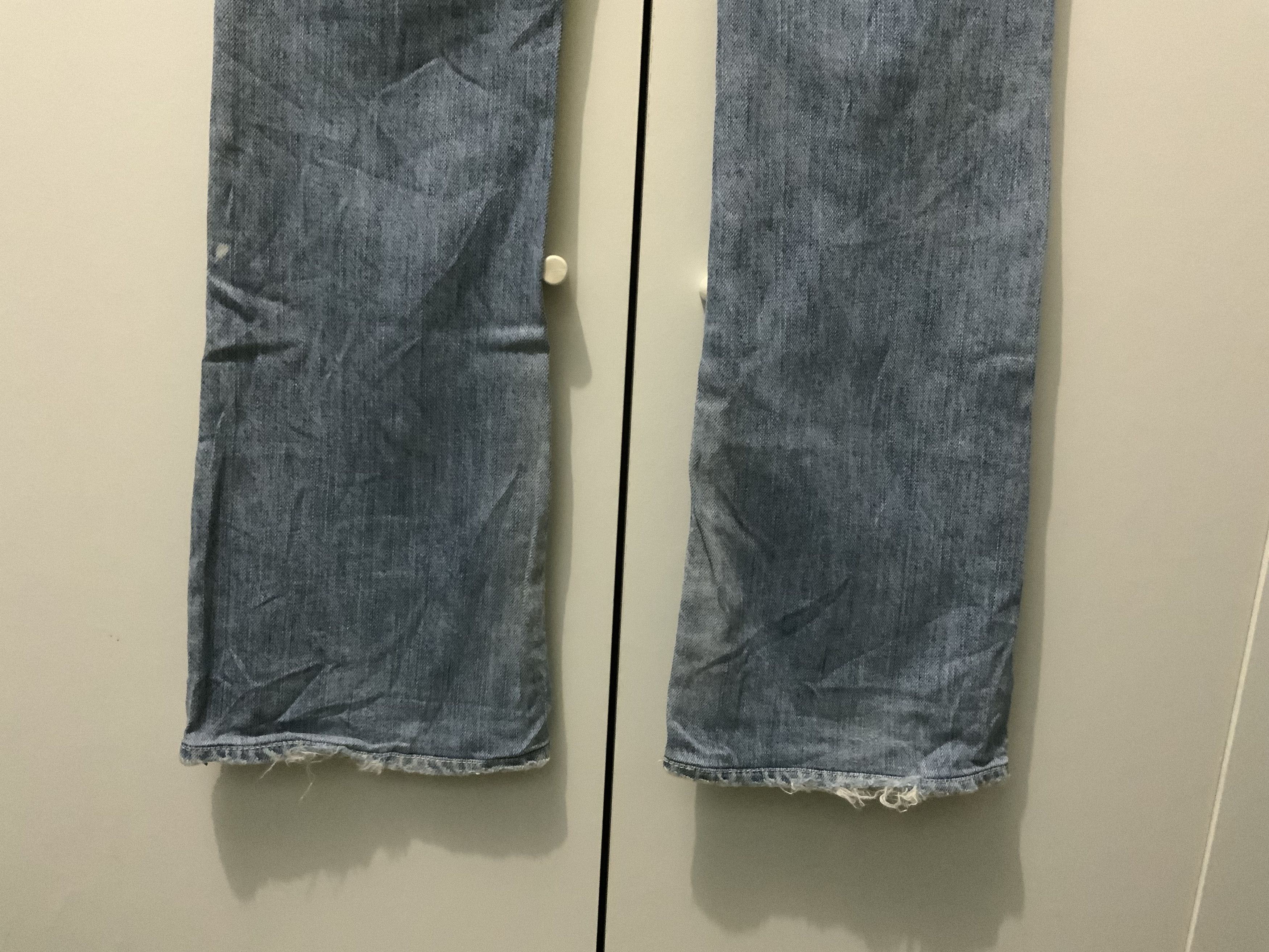 Jean Silver Jeans Bell Bottom Distressed Denim Size US 28 / EU 44 - 10 Thumbnail
