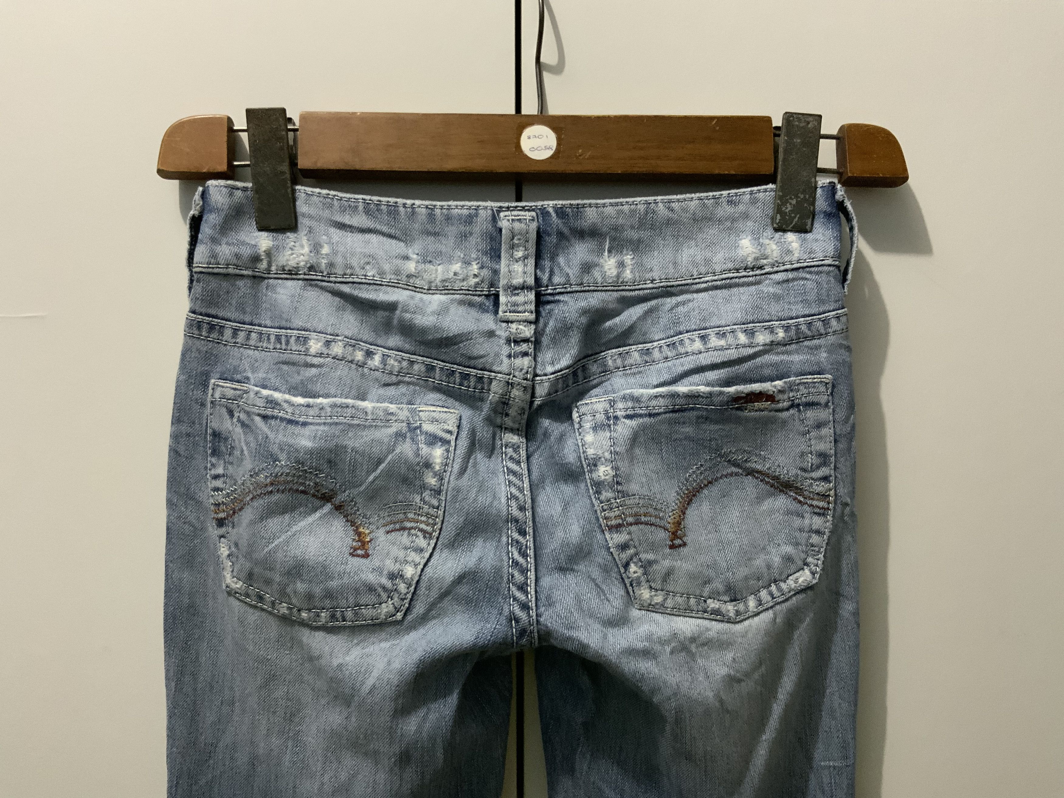 Jean Silver Jeans Bell Bottom Distressed Denim Size US 28 / EU 44 - 8 Thumbnail