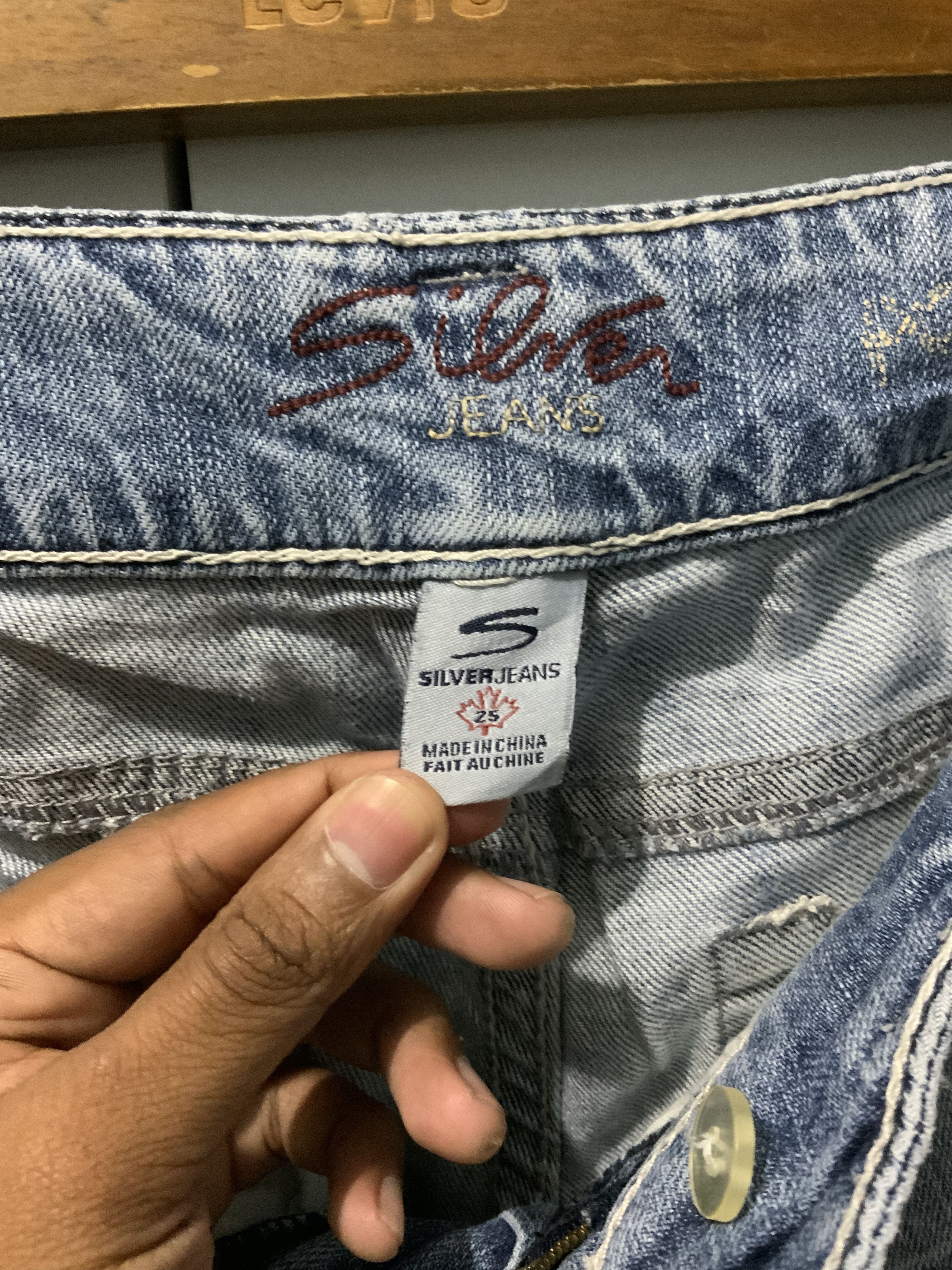 Jean Silver Jeans Bell Bottom Distressed Denim Size US 28 / EU 44 - 16 Thumbnail