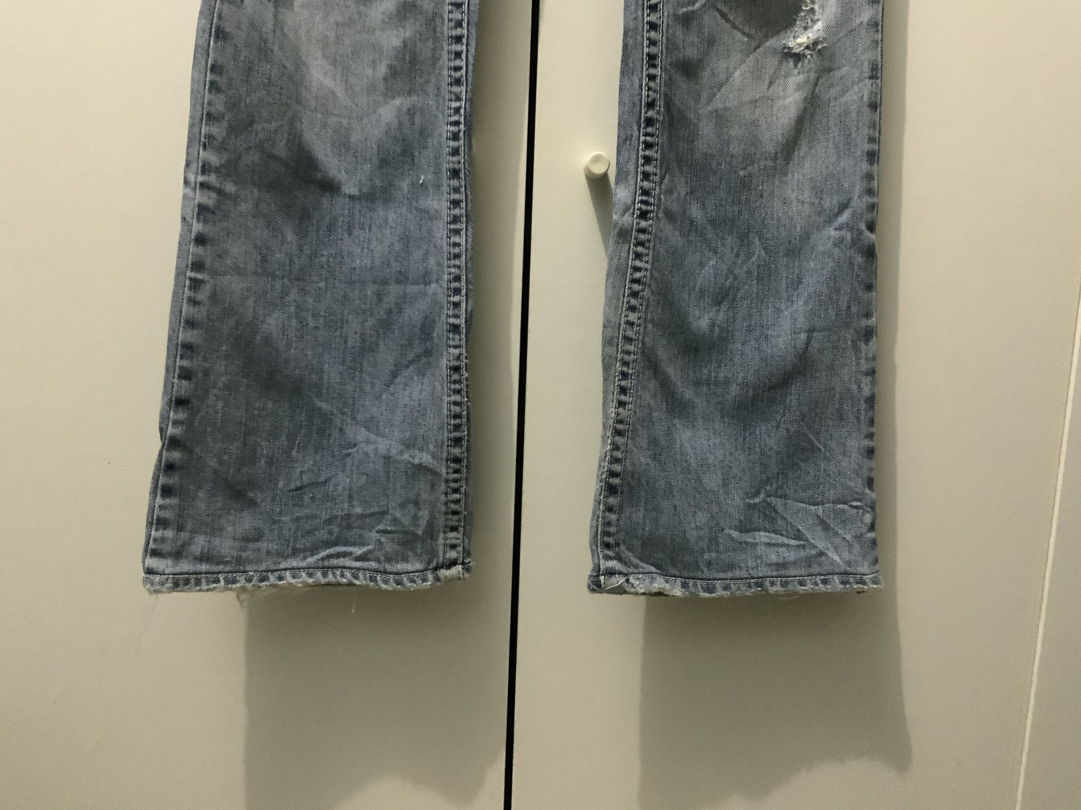 Jean Silver Jeans Bell Bottom Distressed Denim Size US 28 / EU 44 - 6 Thumbnail