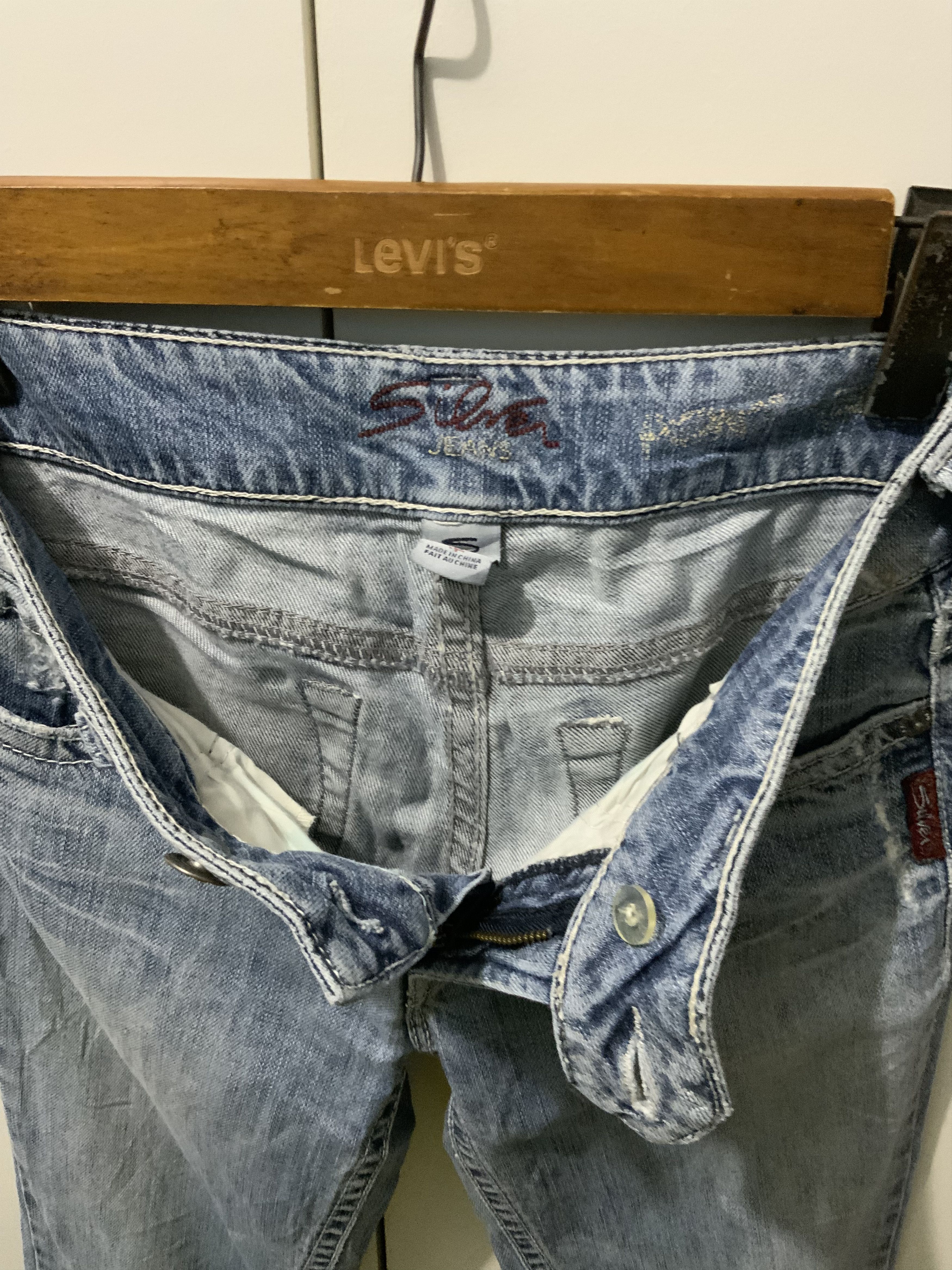 Jean Silver Jeans Bell Bottom Distressed Denim Size US 28 / EU 44 - 13 Thumbnail