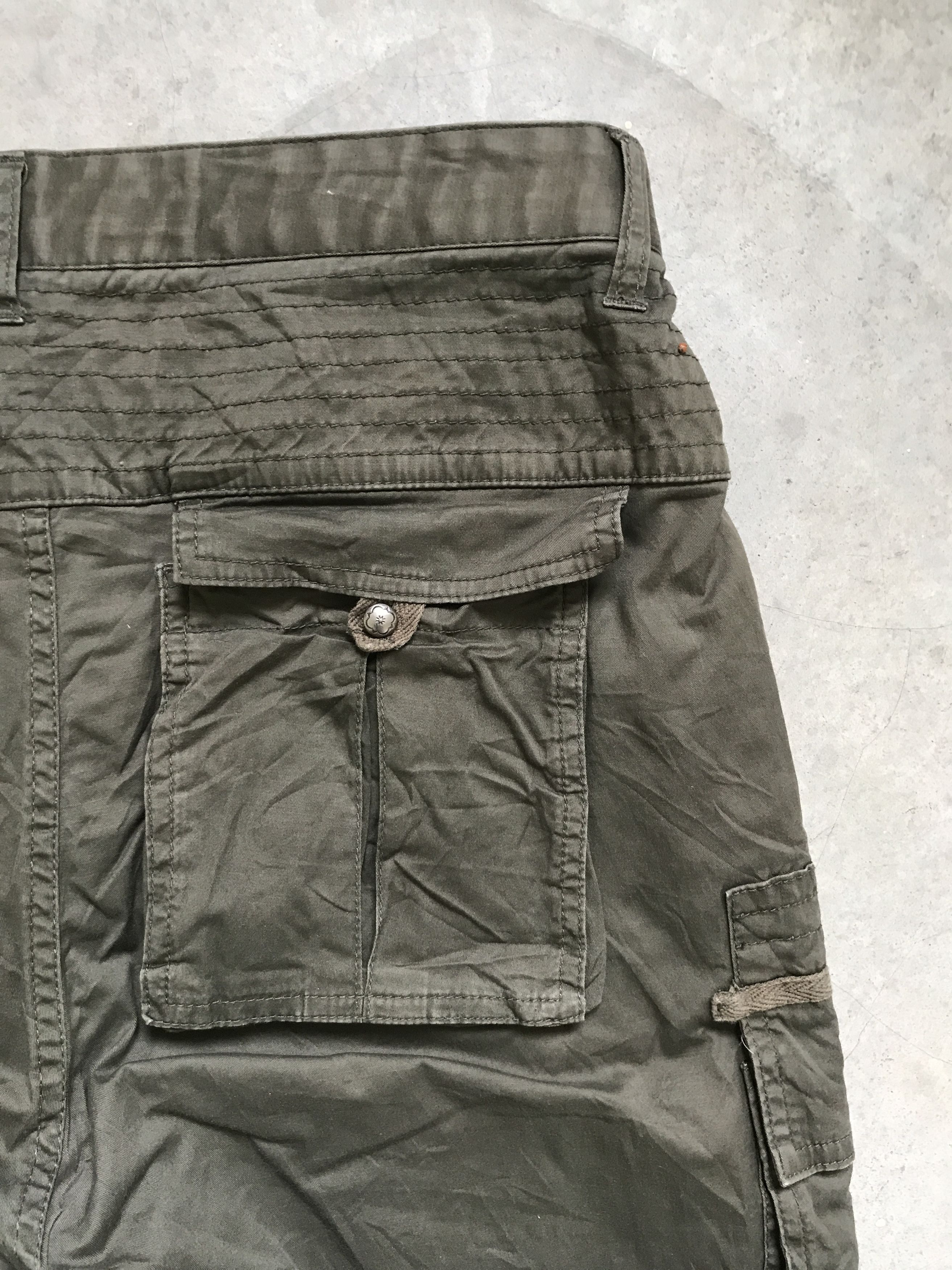Japanese Brand CP95 PPFM Streetwear 8 Pockets Cargo Pant Size US 31 - 13 Thumbnail