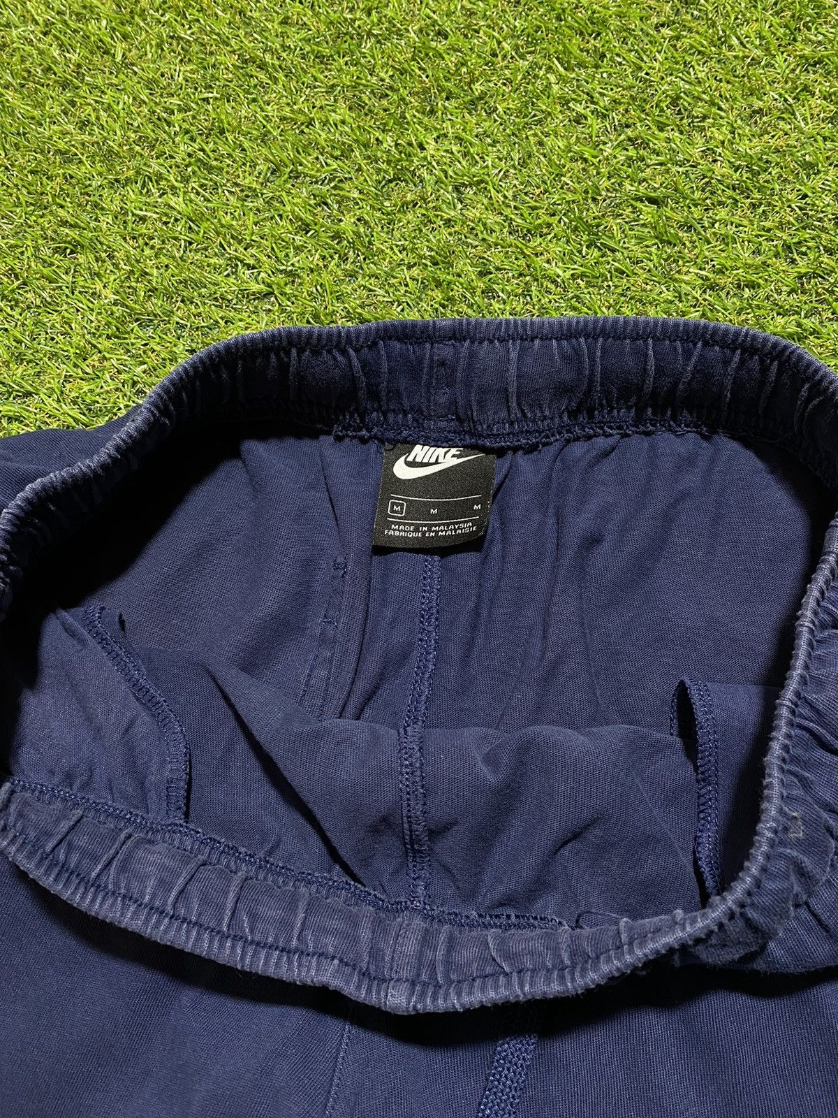 Nike Vintage Nike shorts streetwear swoosh casual y2k size M Size US 32 / EU 48 - 4 Thumbnail