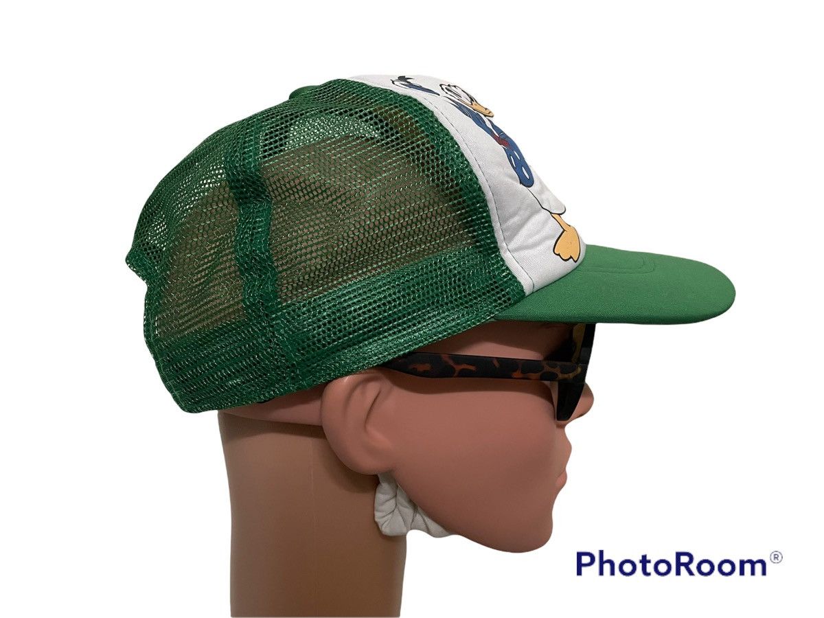 Vintage Vintage Trucker Hat Donald Duck Size ONE SIZE - 6 Thumbnail
