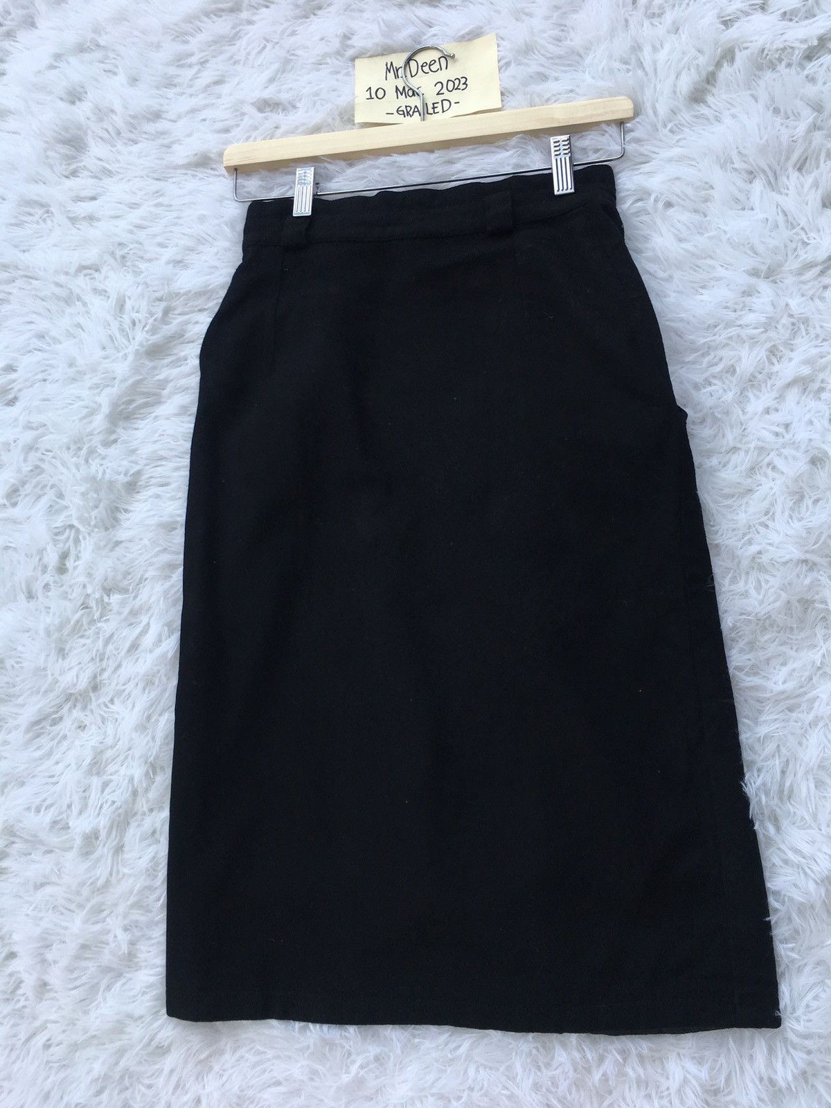 Gianni Valentino Rare Vintage 90s Gianni Versace Corduroy Midi Skirt Size 26" / US 2 / IT 38 - 14 Thumbnail