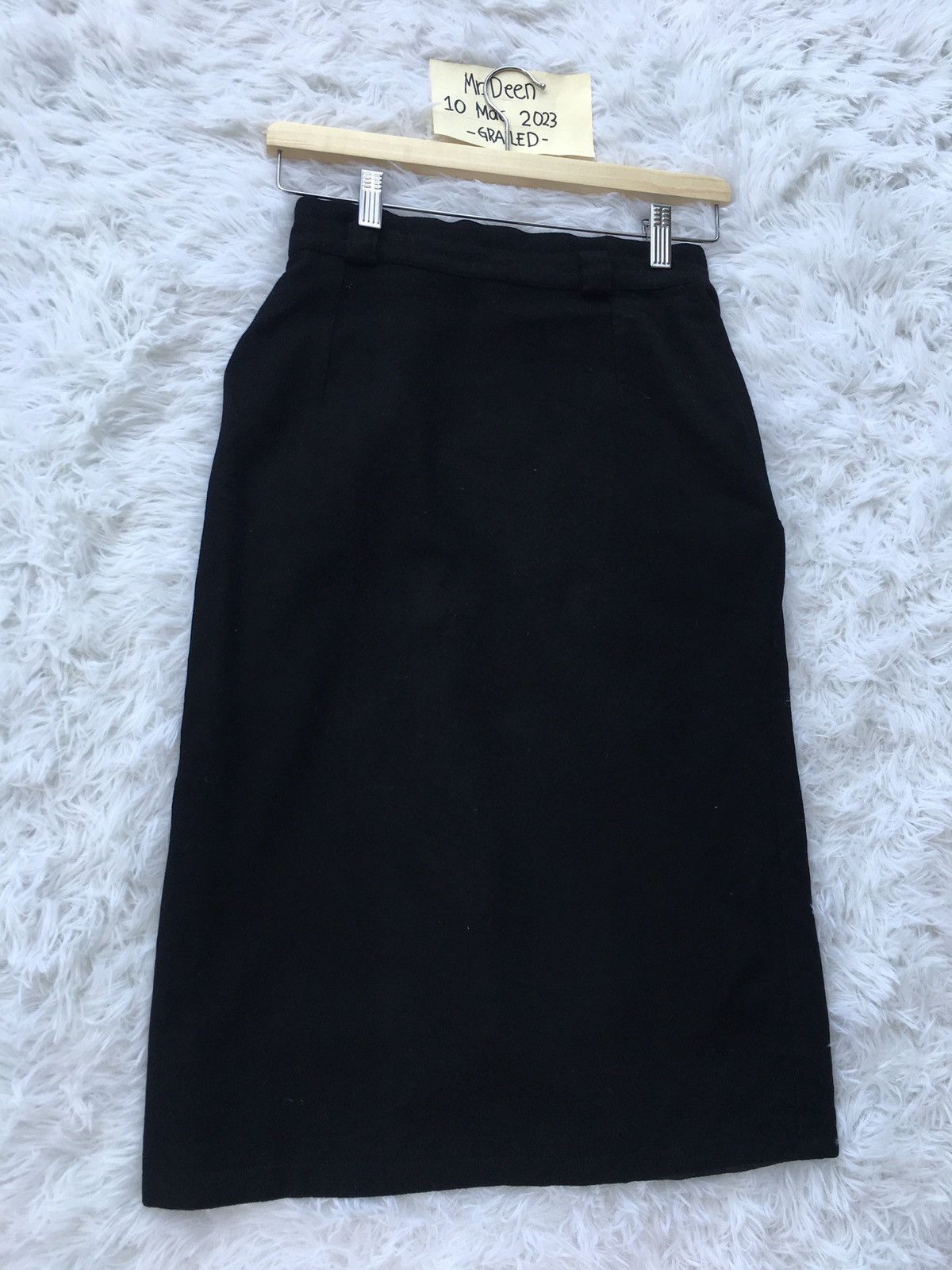 Gianni Valentino Rare Vintage 90s Gianni Versace Corduroy Midi Skirt Size 26" / US 2 / IT 38 - 13 Thumbnail