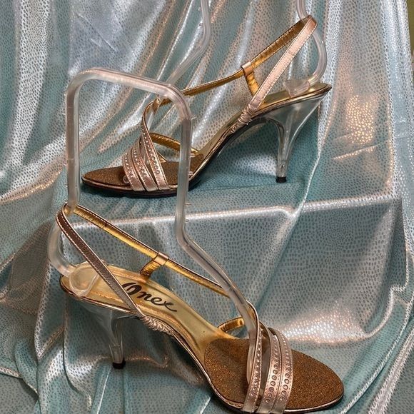 Vintage 70’s Lucite Pumps Gold Cross Over Strap Shoes Size 7