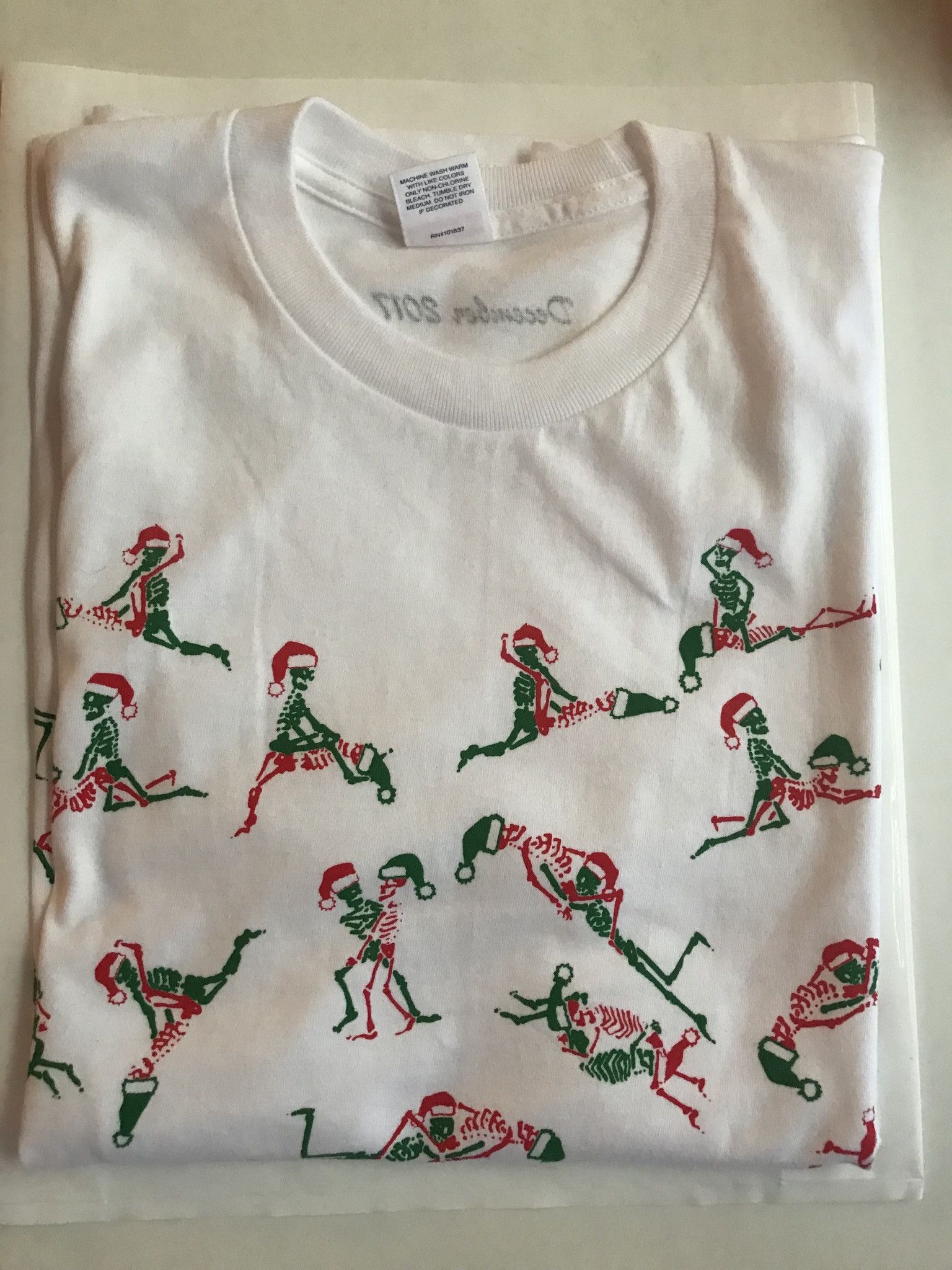 Christmas 白 Tee Supreme FW17 (Supremeステッカー付き)