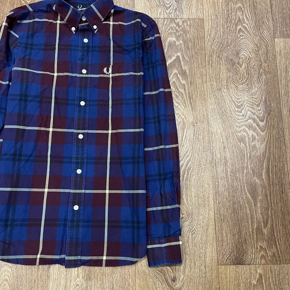 Vintage Vintage Y2K Fred Perry Plaid Shirt Preppy Indie Cropped M Size US M / EU 48-50 / 2 - 2 Thumbnail
