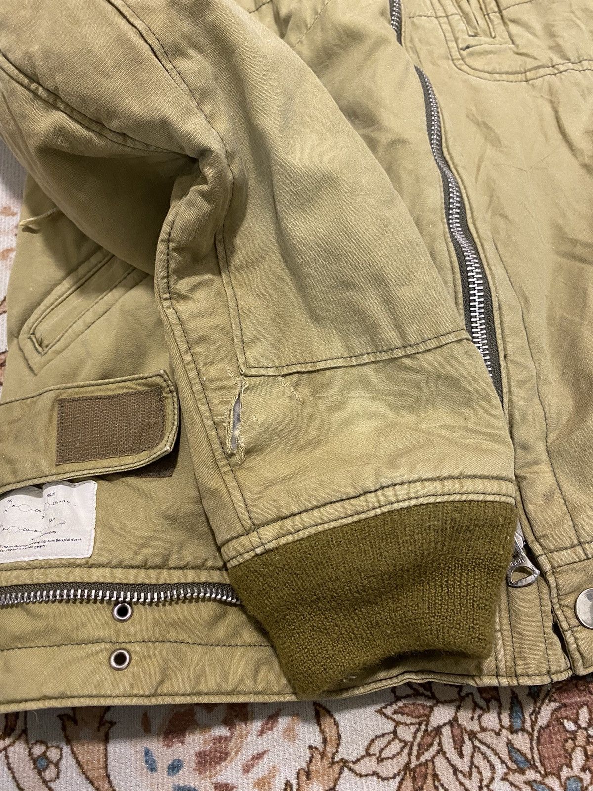 10 Undercover 