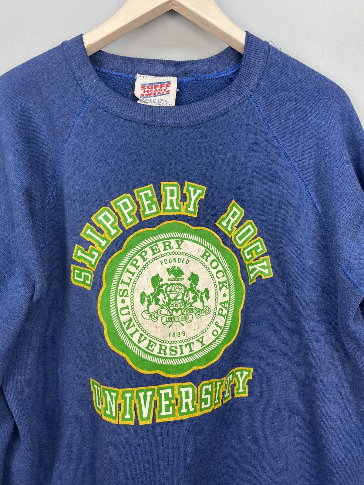 Vintage Vintage 80s University of PA Slippery Rock sweatshirt Size US M / EU 48-50 / 2 - 3 Thumbnail
