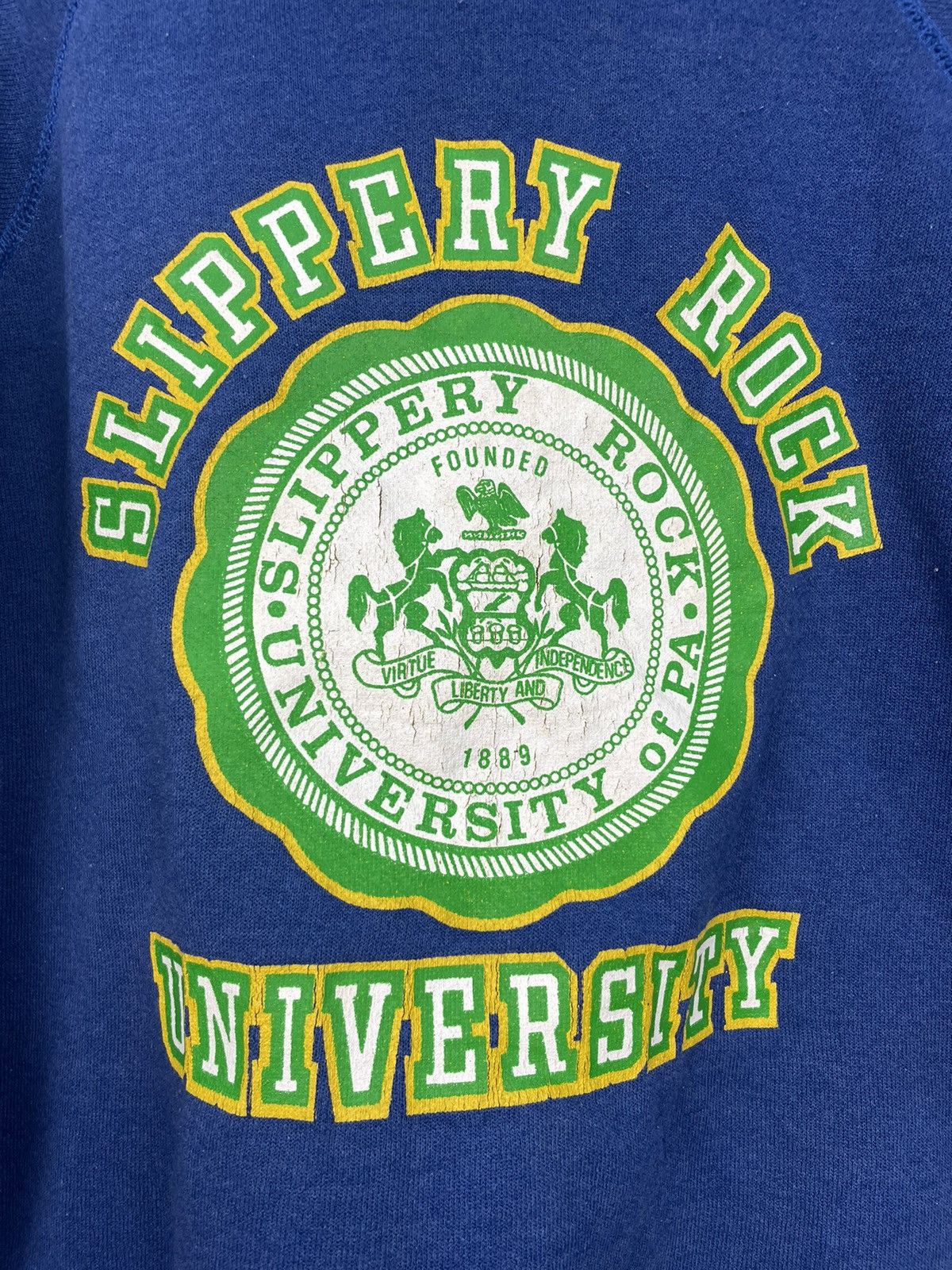 Vintage Vintage 80s University of PA Slippery Rock sweatshirt Size US M / EU 48-50 / 2 - 4 Thumbnail