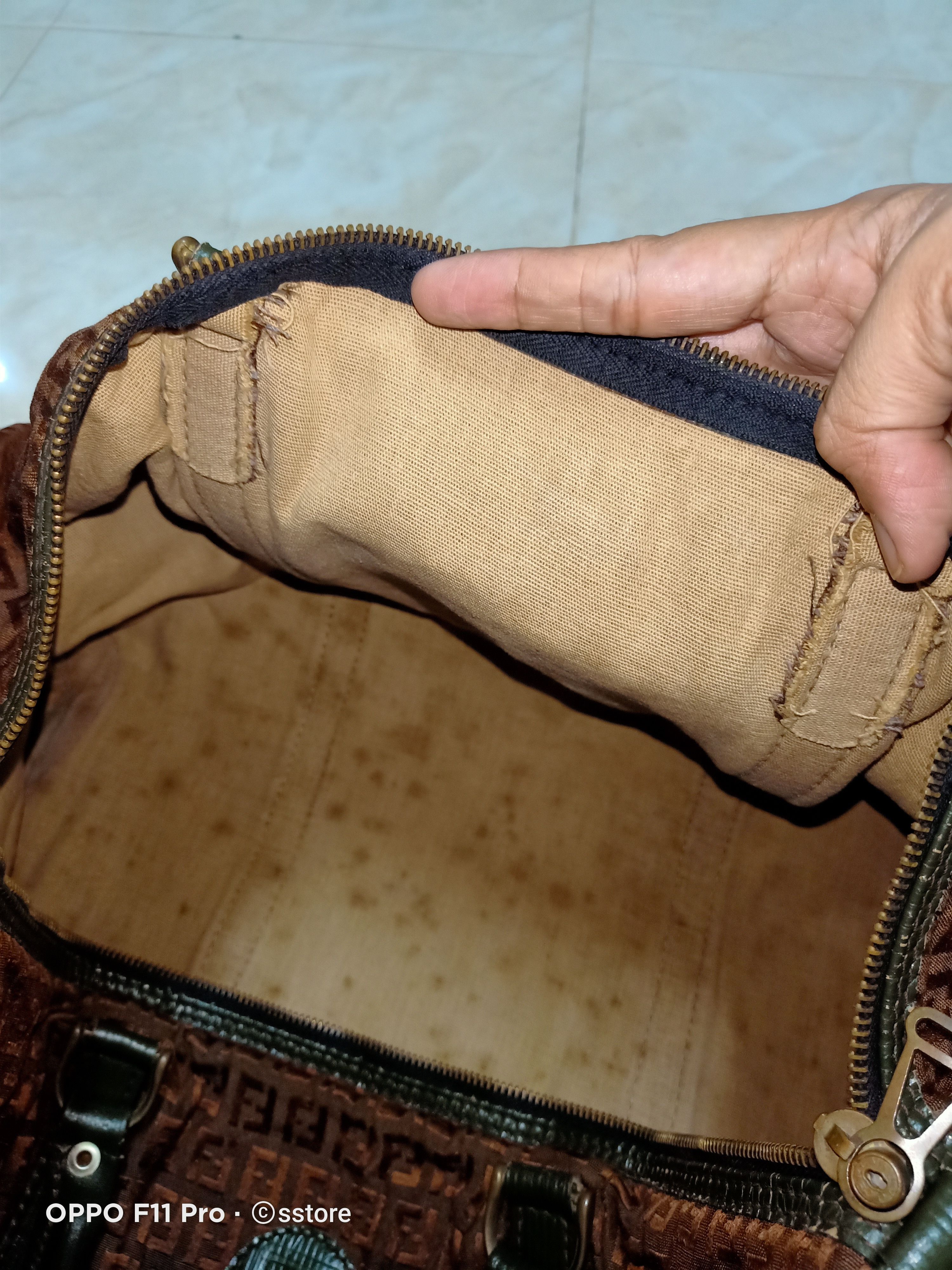 Fendi × Vintage Vintage Fendi Duffel Bag Size ONE SIZE - 14 Thumbnail