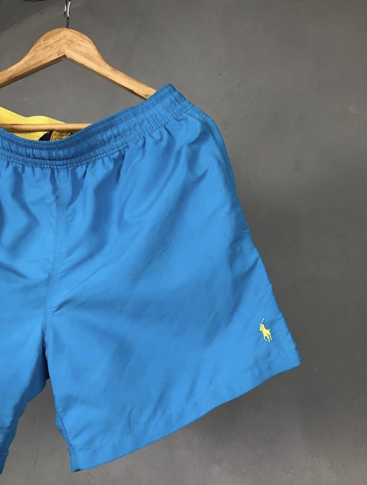 Polo Ralph Lauren Polo Ralph Lauren luxury streetwear blue shorts Size US 34 / EU 50 - 2 Thumbnail