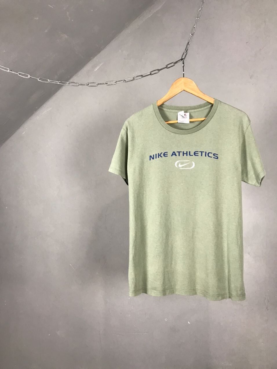 Nike Nike swoosh streetwear vintage center logo made in USA Size US S / EU 44-46 / 1 - 1 Thumbnail