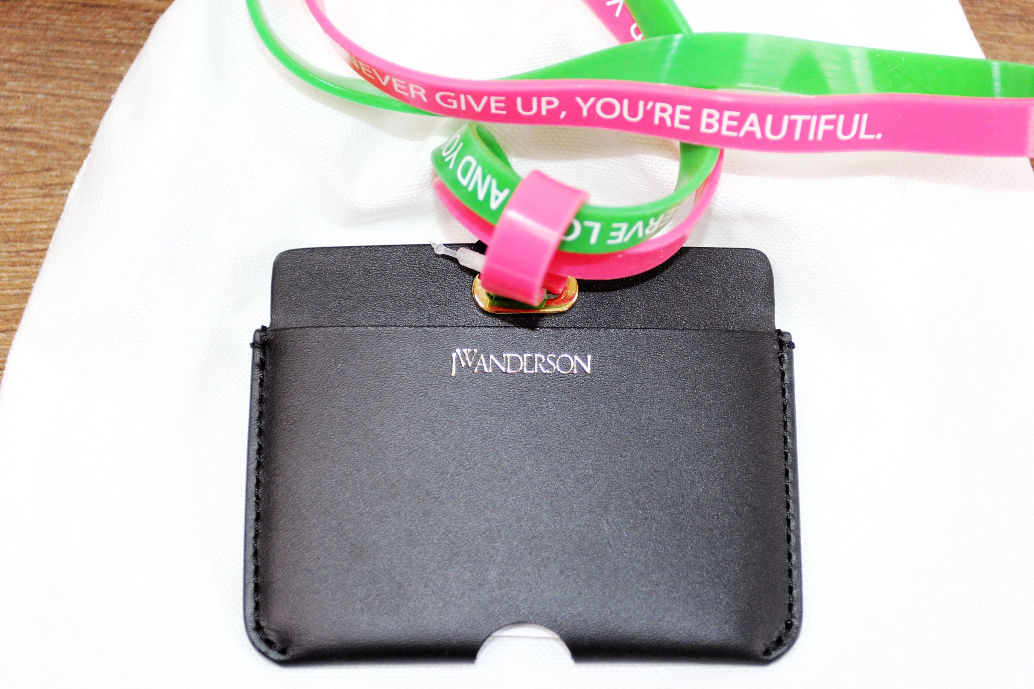 JW Anderson BNWT AW22 J.W.ANDERSON NECK STRAP CARDHOLDER Size ONE SIZE - 4 Thumbnail