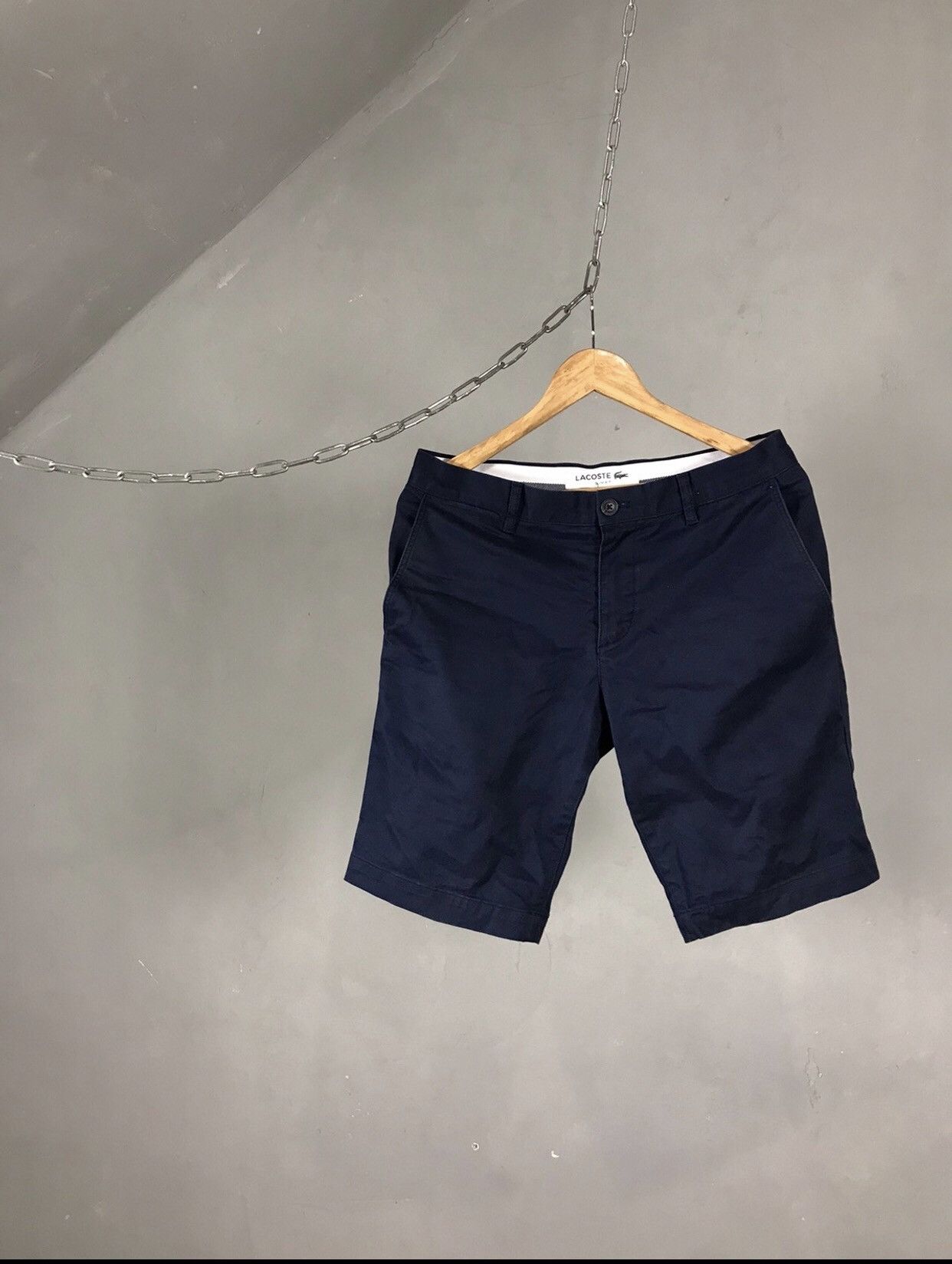 Lacoste Lacoste Luxury Streetwear Navy Blue Shorts Size US 32 / EU 48 - 1 Thumbnail