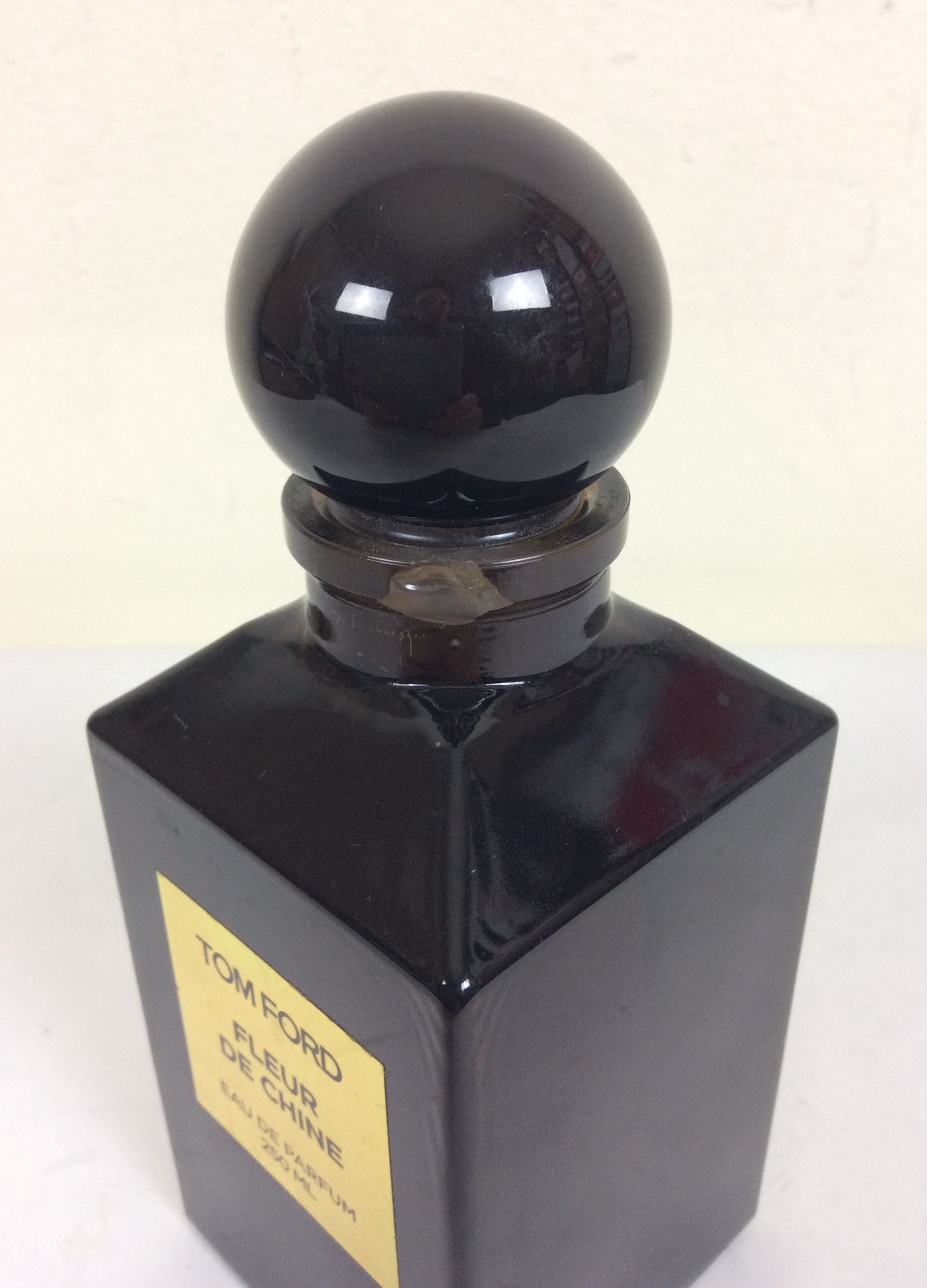 Tom Ford DISCONTINUED Tom Ford Fleur De Chine Full 8.4oz Decanter Size ONE SIZE - 3 Thumbnail