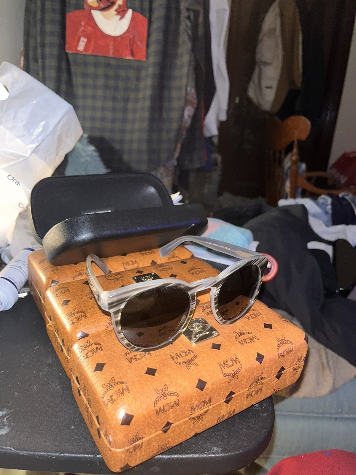 Dolce & Gabbana Dolce & Gabana Round Frame Sunglasses in Marble Grey W/Case Size ONE SIZE - 3 Thumbnail
