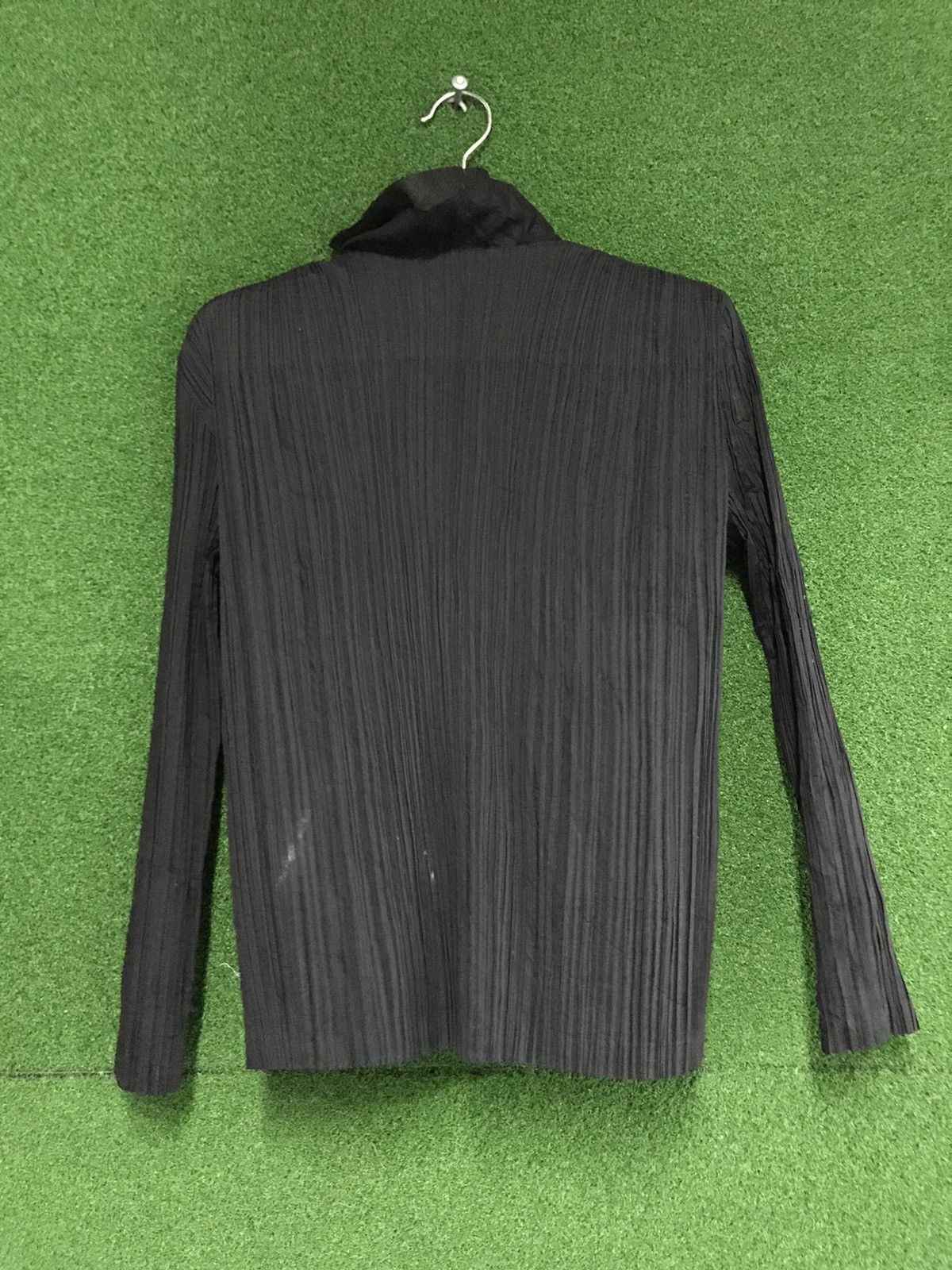 Issey Miyake 🔥HOT ITEM🔥Pleat Please Issey miyake made in Japan Size US L / EU 52-54 / 3 - 6 Thumbnail