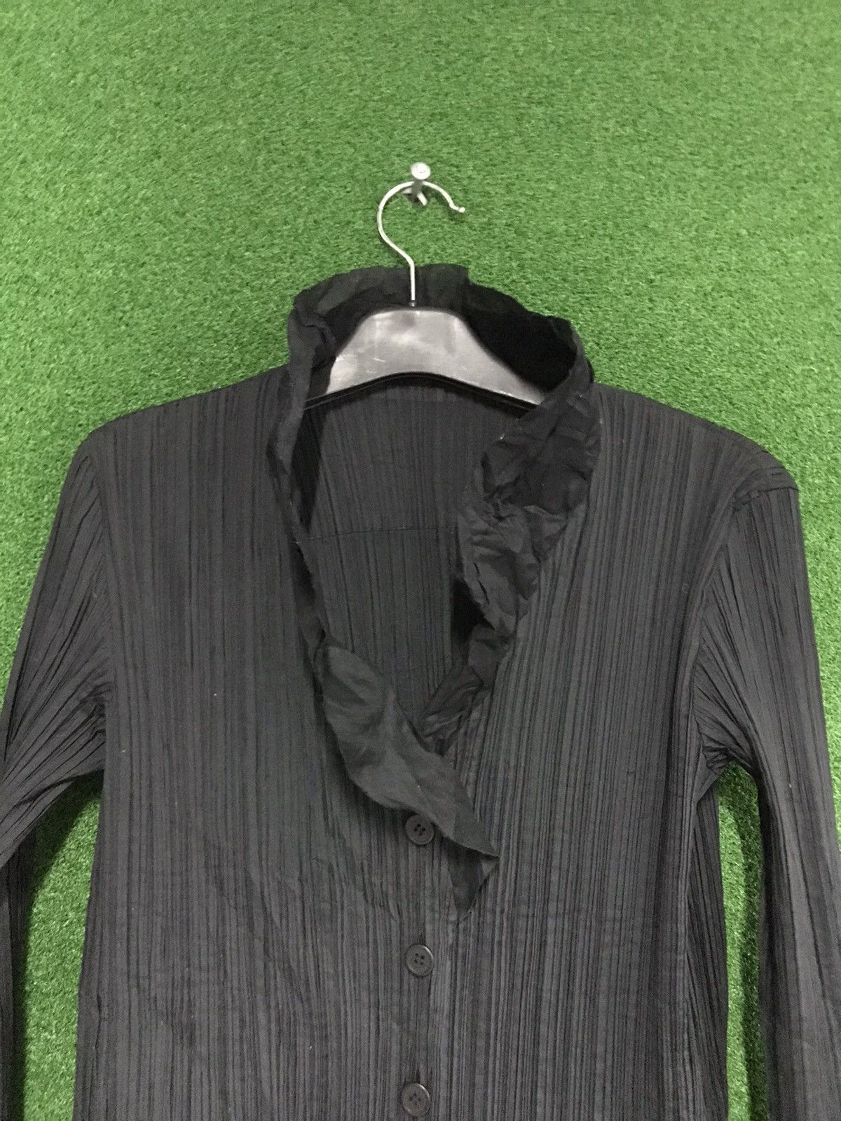 Issey Miyake 🔥HOT ITEM🔥Pleat Please Issey miyake made in Japan Size US L / EU 52-54 / 3 - 4 Thumbnail