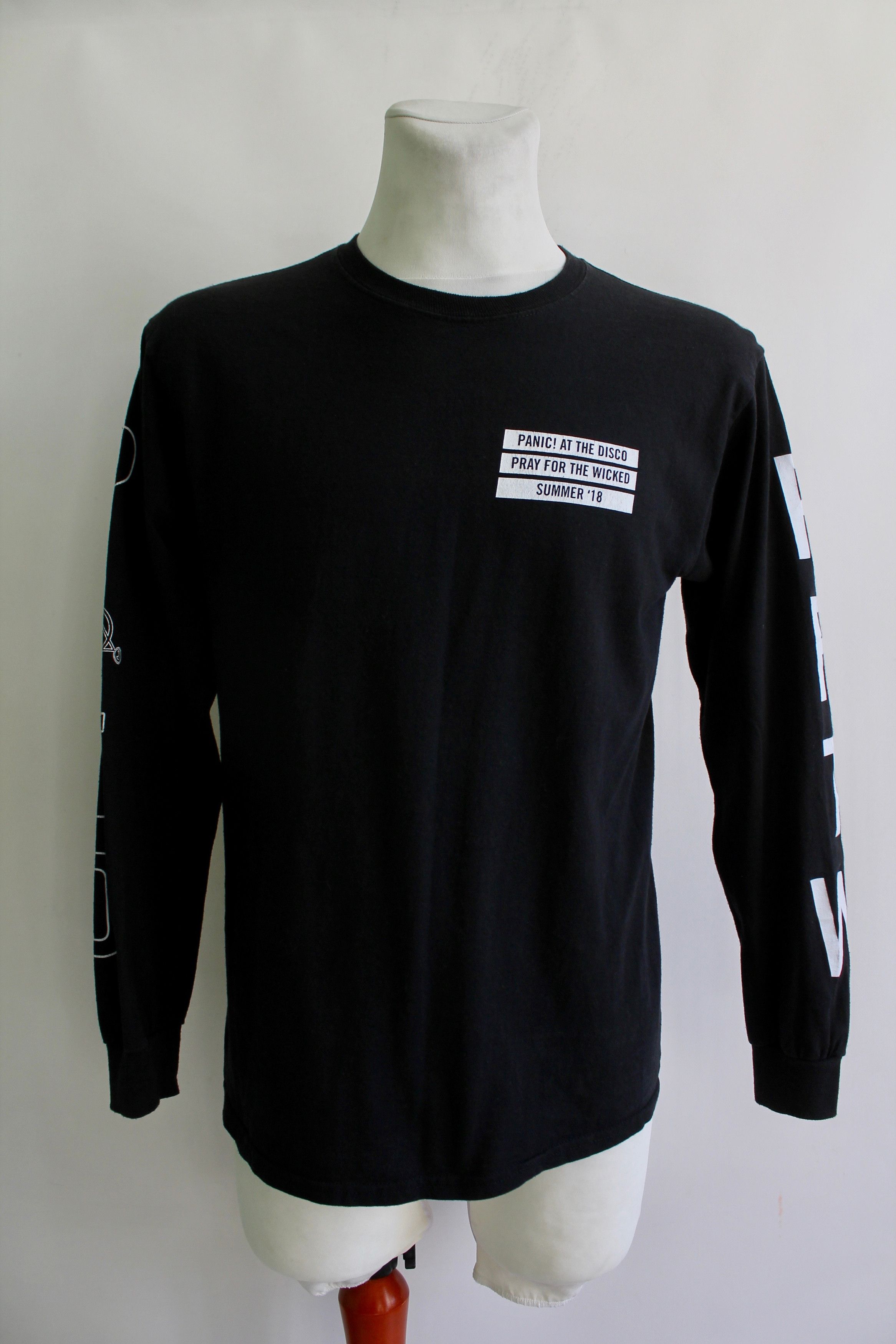 Band Tees Panic At The Disco Pray for the Wicked band rock t shirt Size US M / EU 48-50 / 2 - 2 Thumbnail