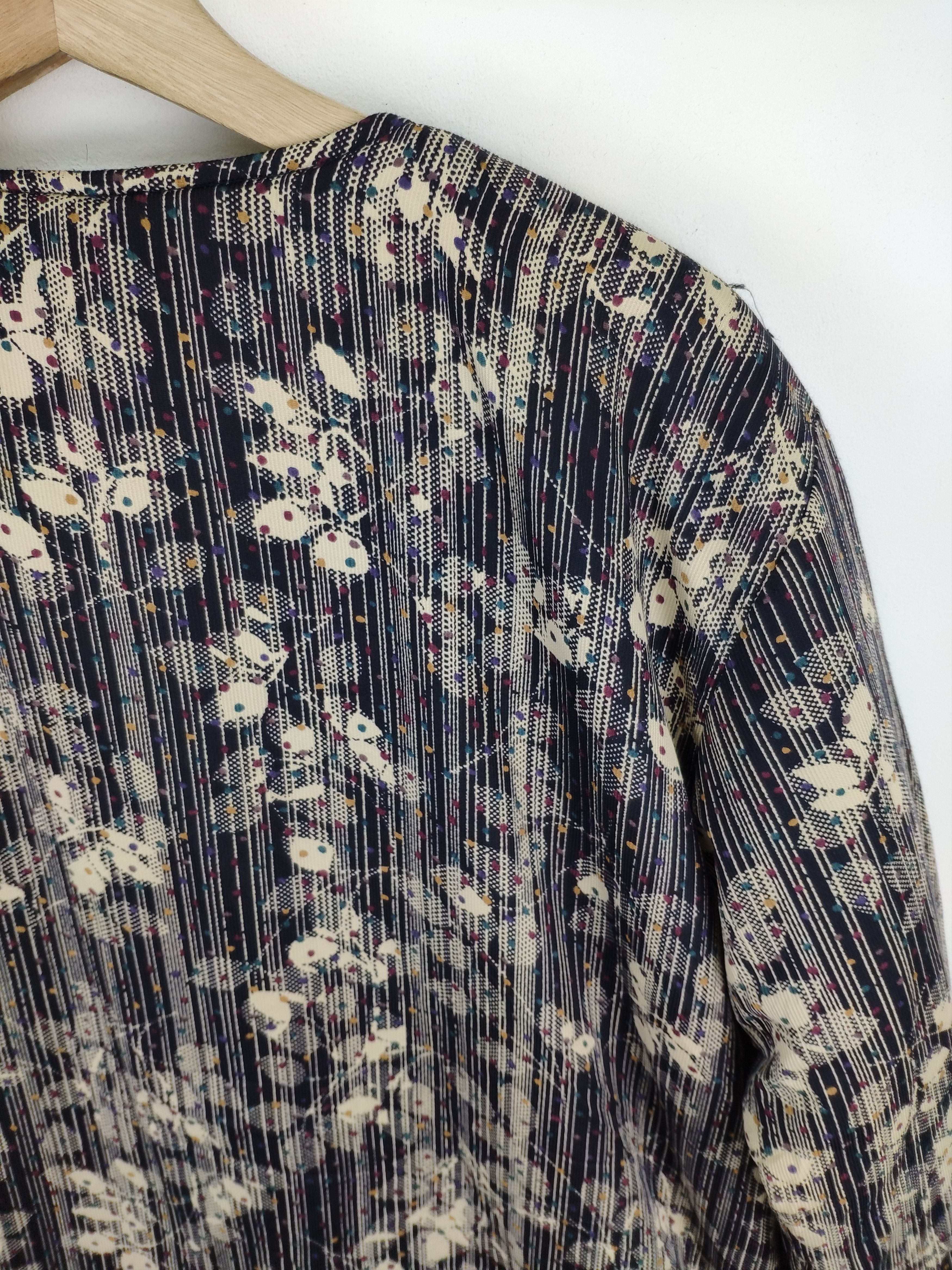 Japanese Brand × Vintage Vintage Cardigan Floral Motif Printed Size L / US 10 / IT 46 - 14 Thumbnail