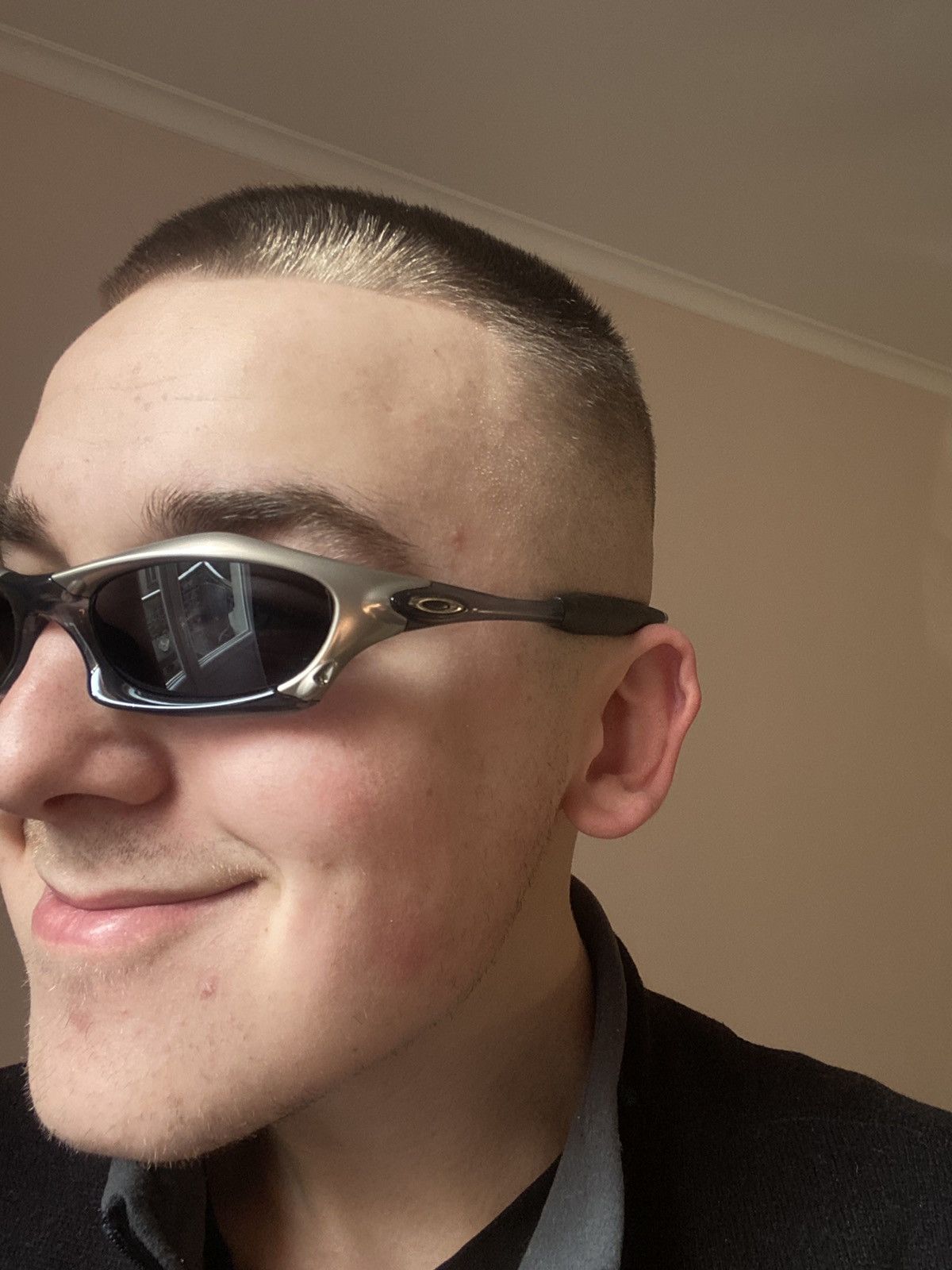 Just got these very sick early 2000s Oakley Splice sunglasses in shop  today. Whoever cops will be lookin right. Here's some other product (and  VHS) I'm feeling today.