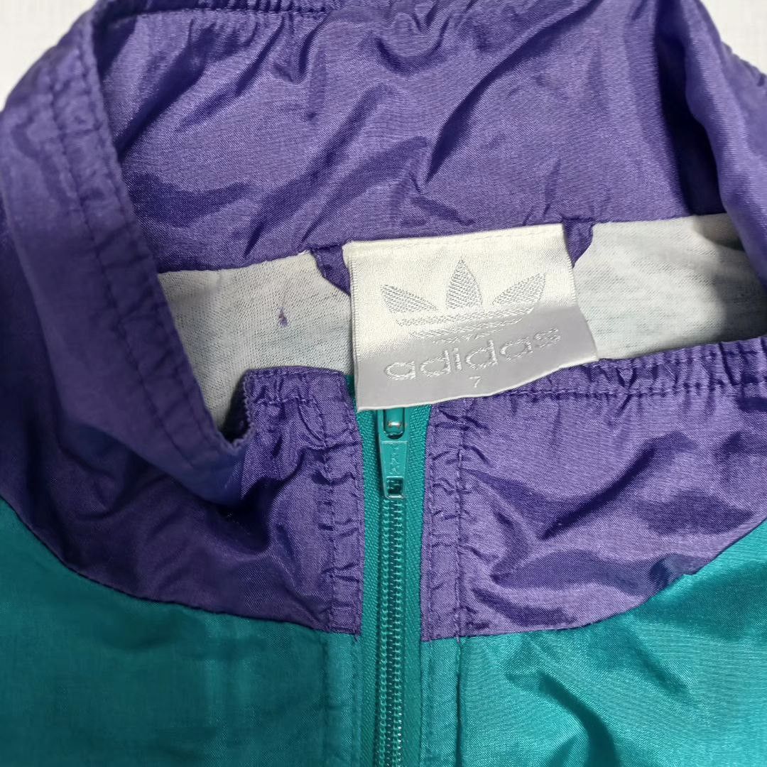 Adidas Adidas vintage nylon rare track jacket drill Size US L / EU 52-54 / 3 - 4 Thumbnail